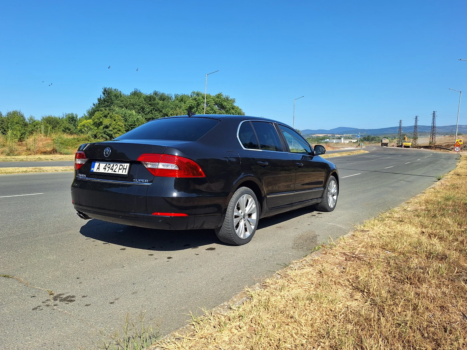 Skoda Superb 2.0 TDI  DSG facelift, снимка 2 - Автомобили и джипове - 54195773