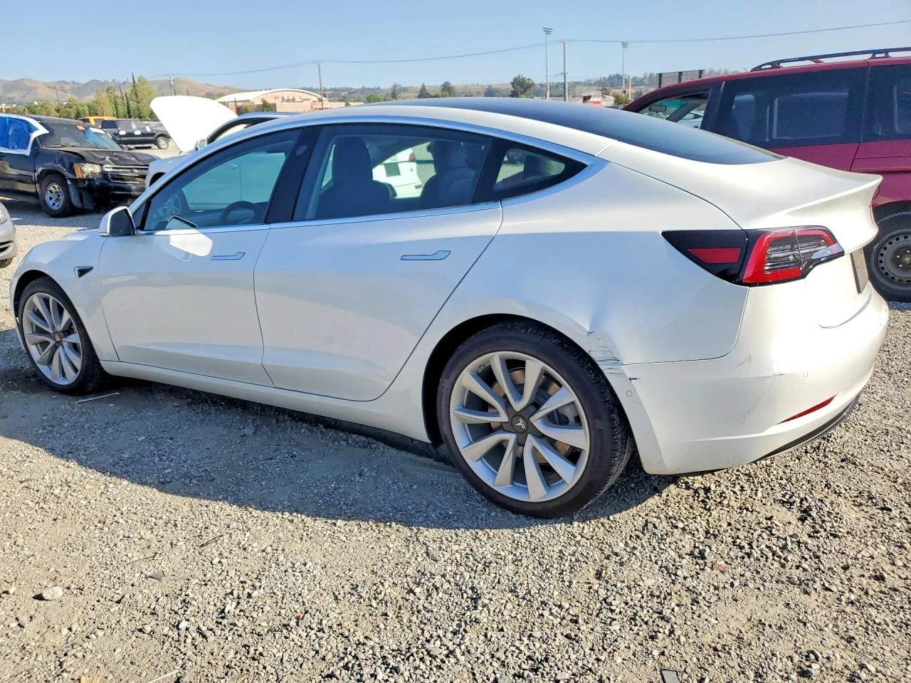 Tesla Model 3 Long Range AWD, снимка 2 - Автомобили и джипове - 54297369