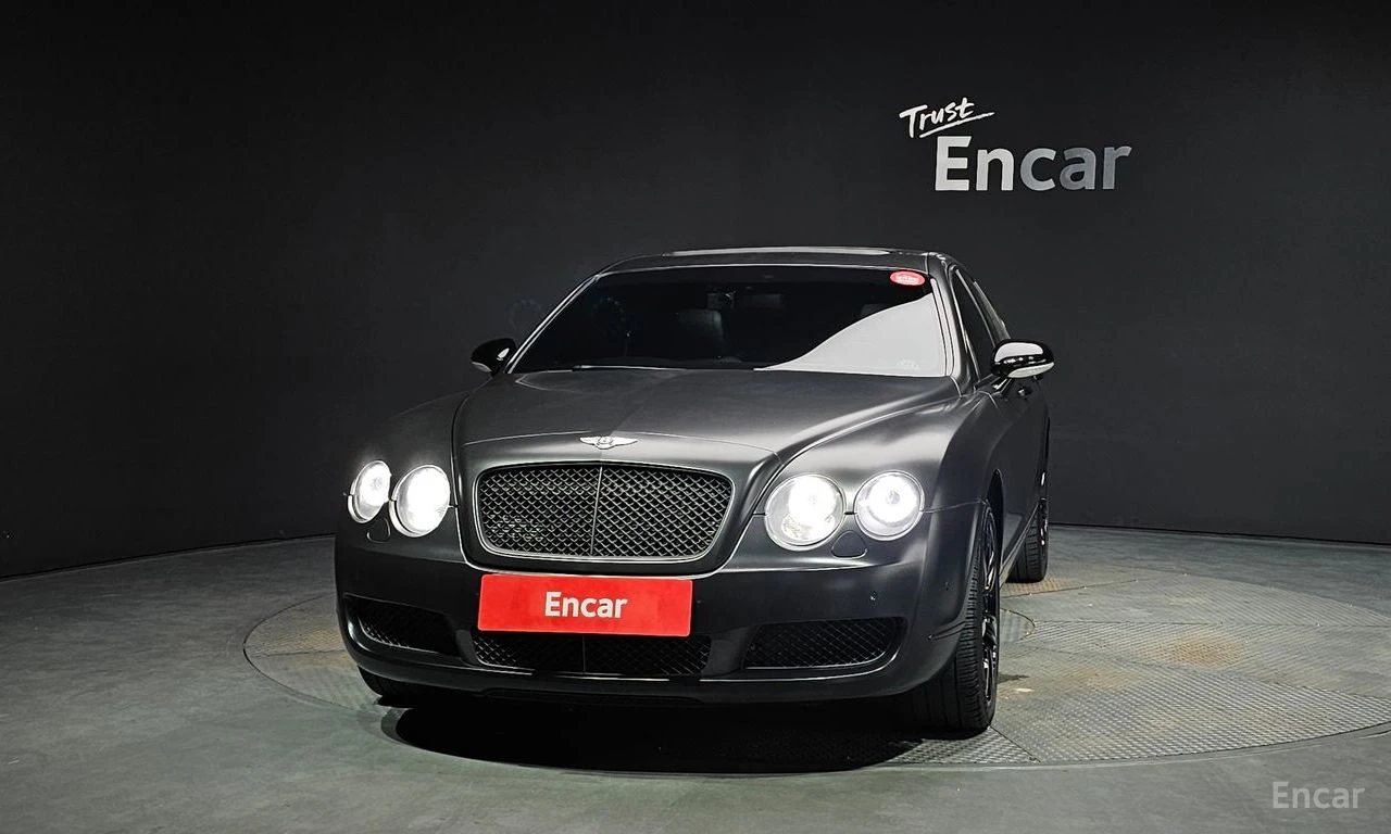 Bentley Flying Spur * 6.0* V12* КОЖА* ПОДГРЕВ* ОБДУХВАНЕ* ПАНОРАМА* , снимка 3 - Автомобили и джипове - 54554352