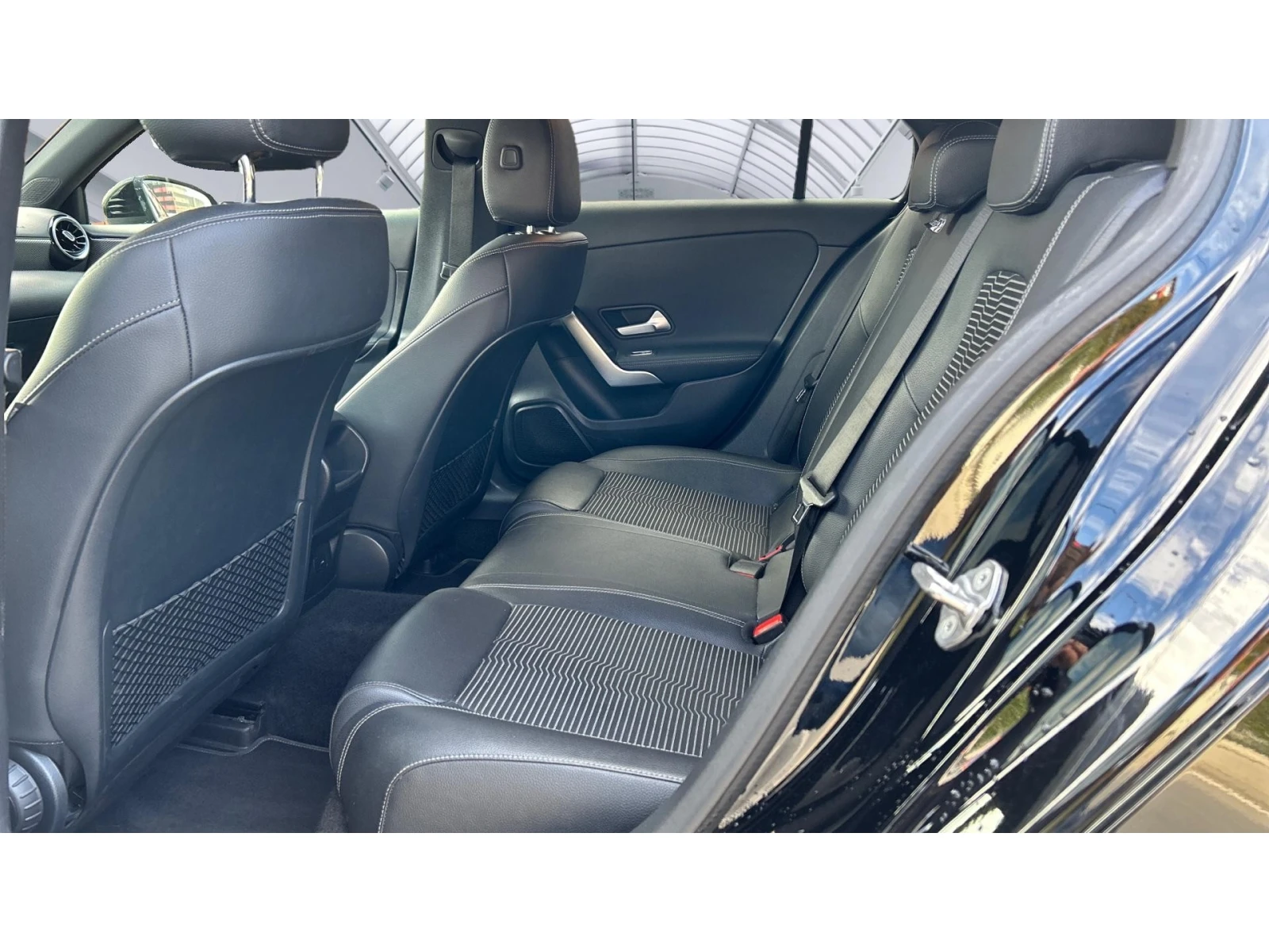 Mercedes-Benz A 180 7DCT   , Месечна вноска от 261  , снимка 9 - Автомобили и джипове - 54556183