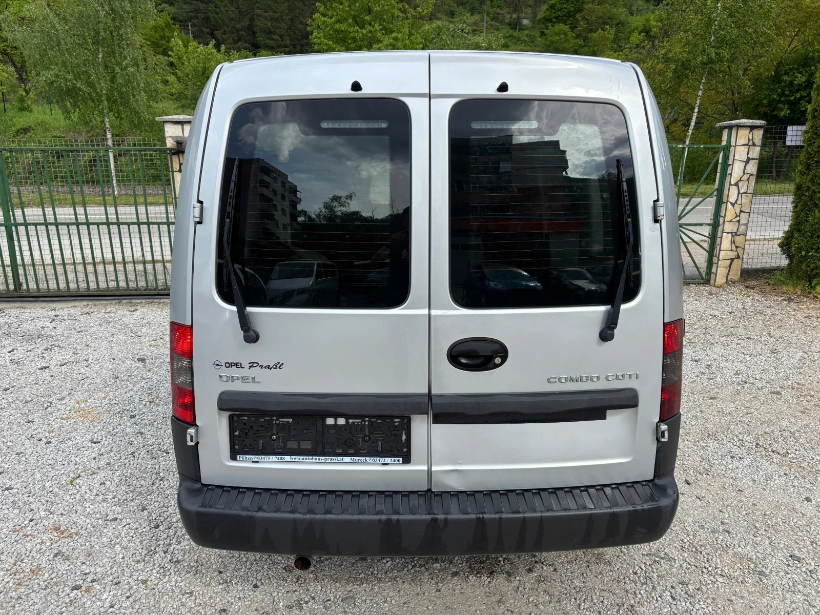 Opel Combo 1.3 CDTI РЪЧКА, снимка 5 - Автомобили и джипове - 54574751