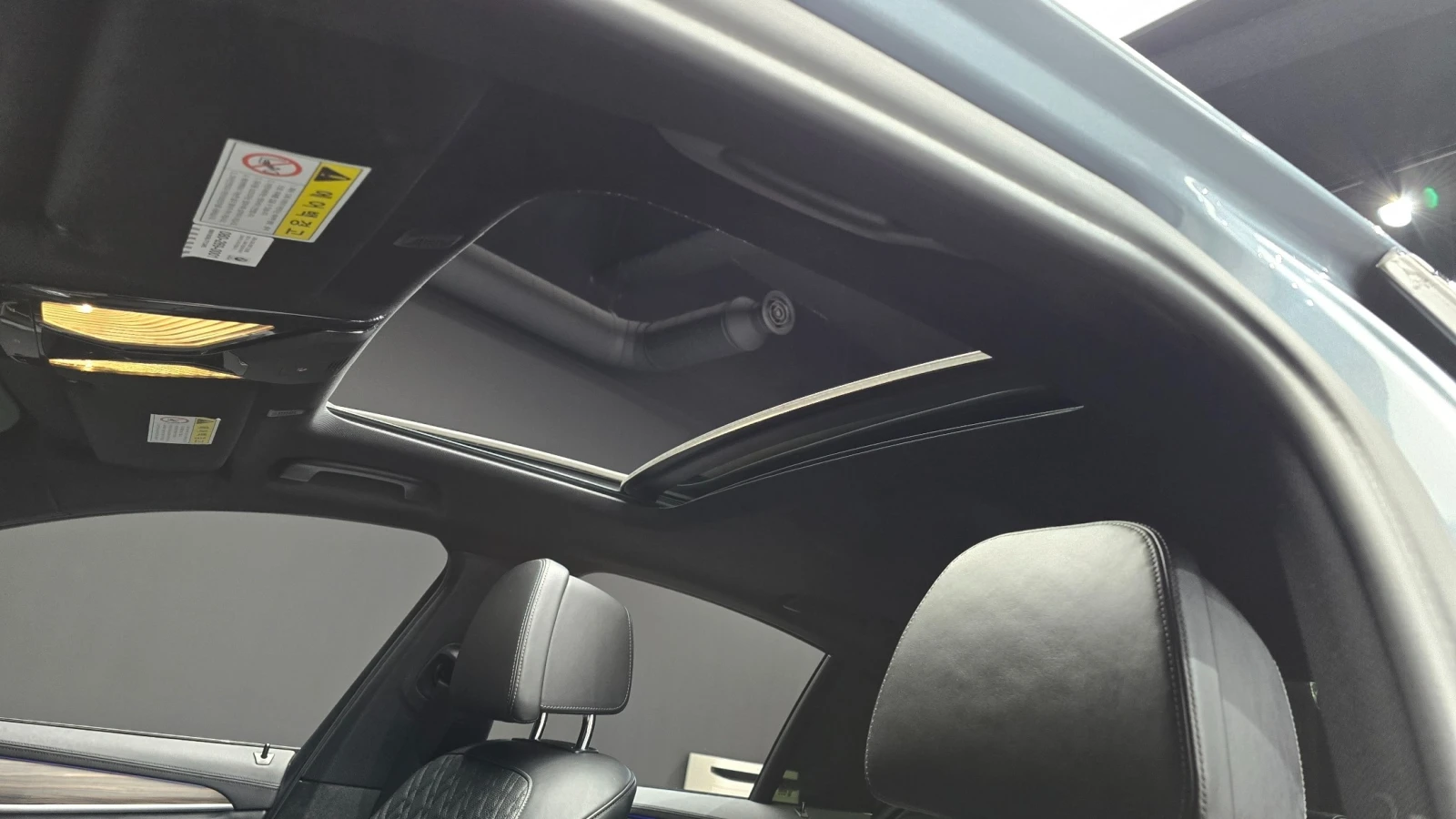 BMW 530 xDrive M SPORT * HUD* ПОДГРЕВИ* ОБДУХ* DISTR* , снимка 16 - Автомобили и джипове - 55187126