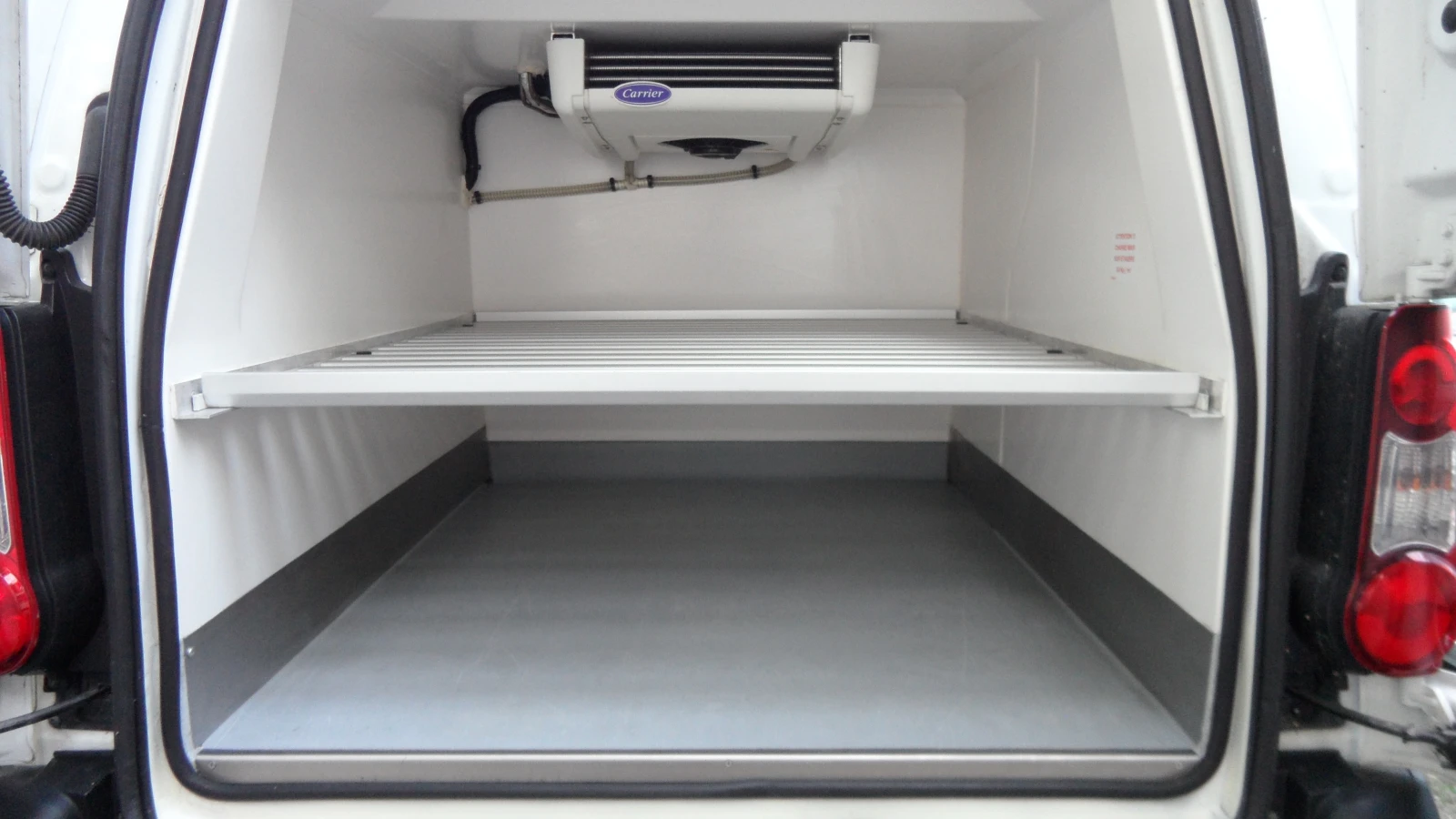 Peugeot Partner  FRIGO -20/+ 30, снимка 8 - Автомобили и джипове - 55504552