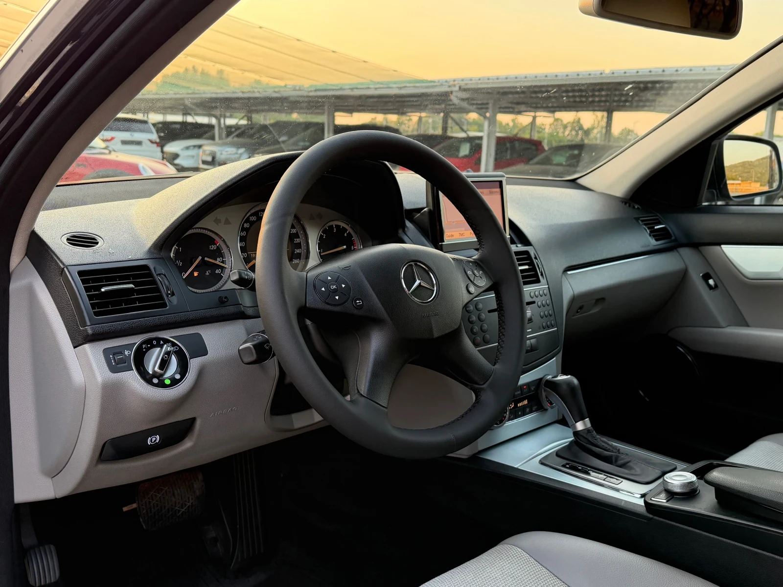 Mercedes-Benz C 220 2.2CDI АВТОМАТ ИТАЛИЯ, снимка 5 - Автомобили и джипове - 55590718