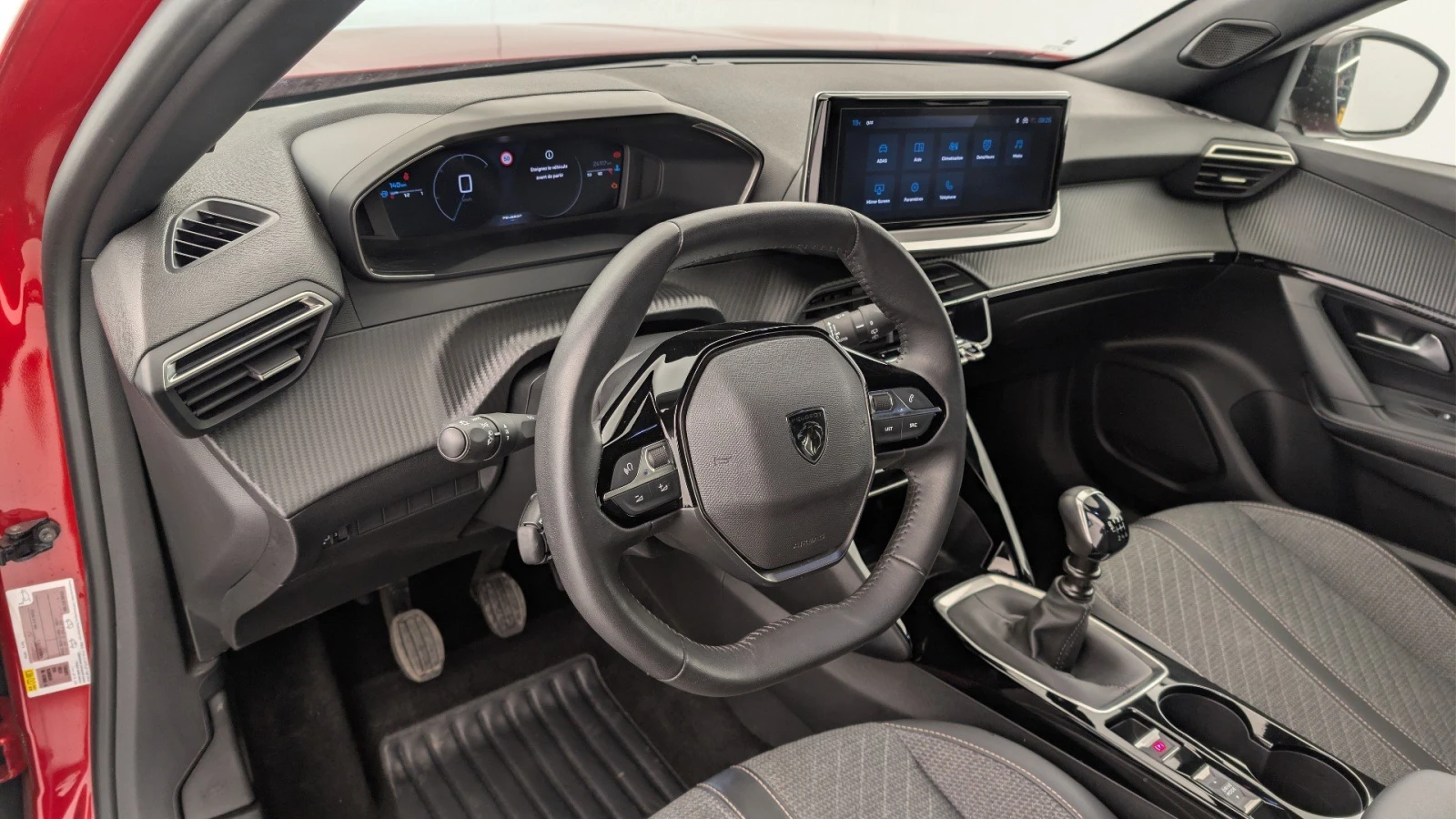 Peugeot 2008 Allure, снимка 16 - Автомобили и джипове - 55613405