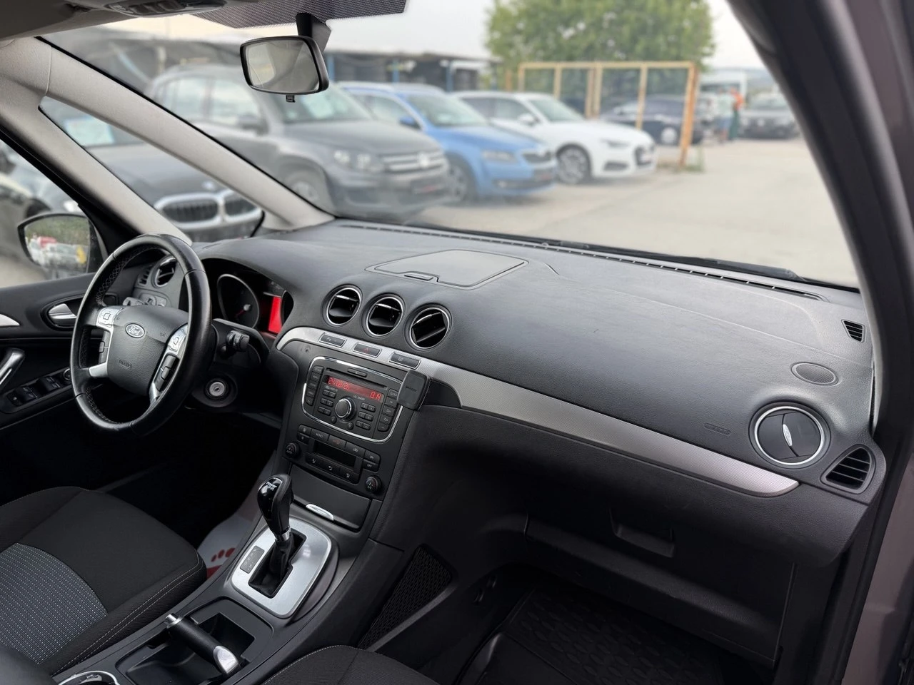 Ford Galaxy 2.0TDCi FACELIFT АВТОМАТИК 7 МЕСТА, снимка 16 - Автомобили и джипове - 55796409