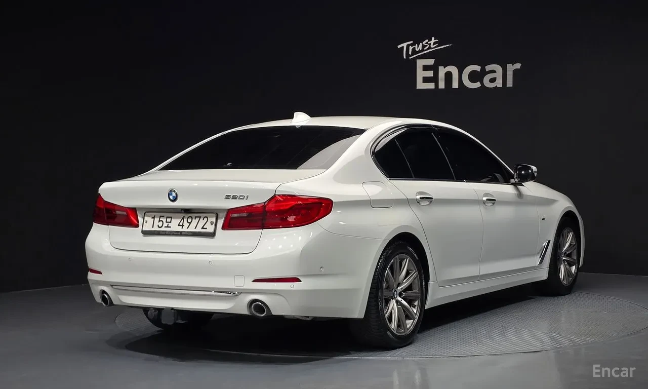 BMW 520 i / Luxury line / HUD /  ������� / | Mobile.bg � ����������� 2
