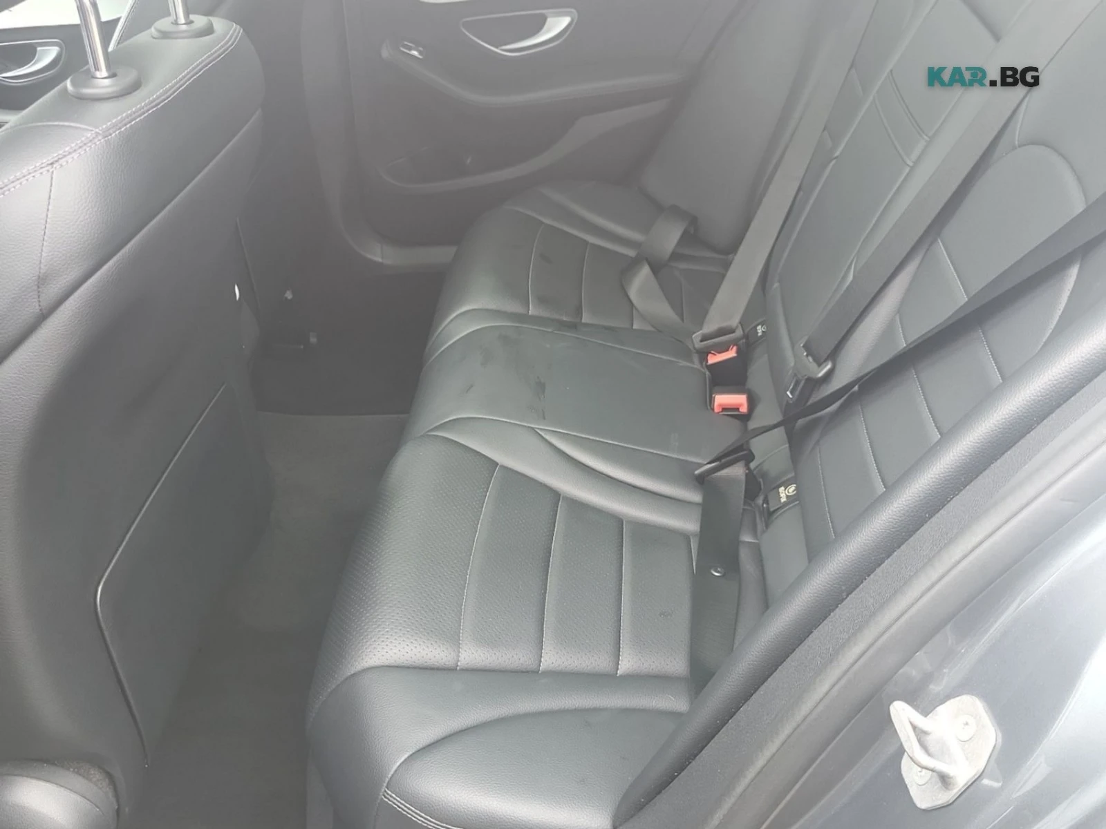 Mercedes-Benz C 300 4Matic * AMG Line * АвтоКредит * (ЦЕНА ДО БГ), снимка 15 - Автомобили и джипове - 56039861