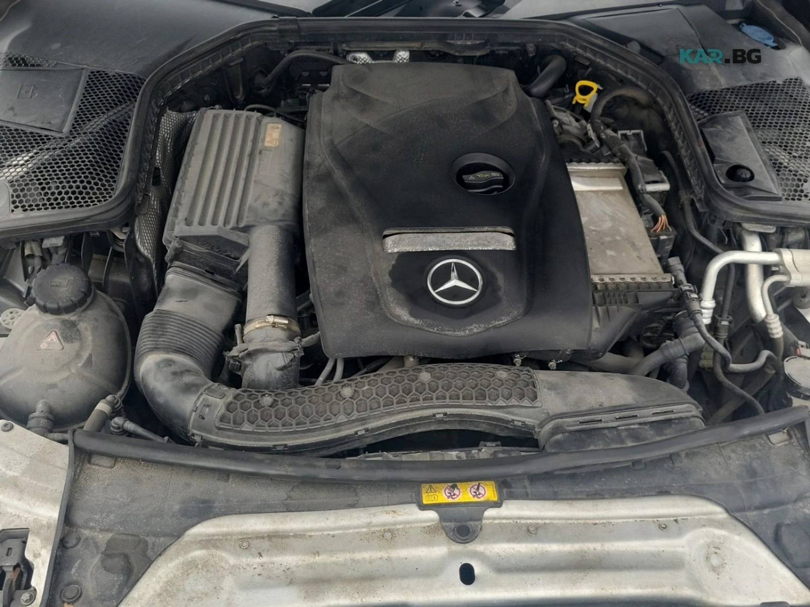 Mercedes-Benz C 300 4Matic * AMG Line * АвтоКредит * (ЦЕНА ДО БГ), снимка 17 - Автомобили и джипове - 56039861