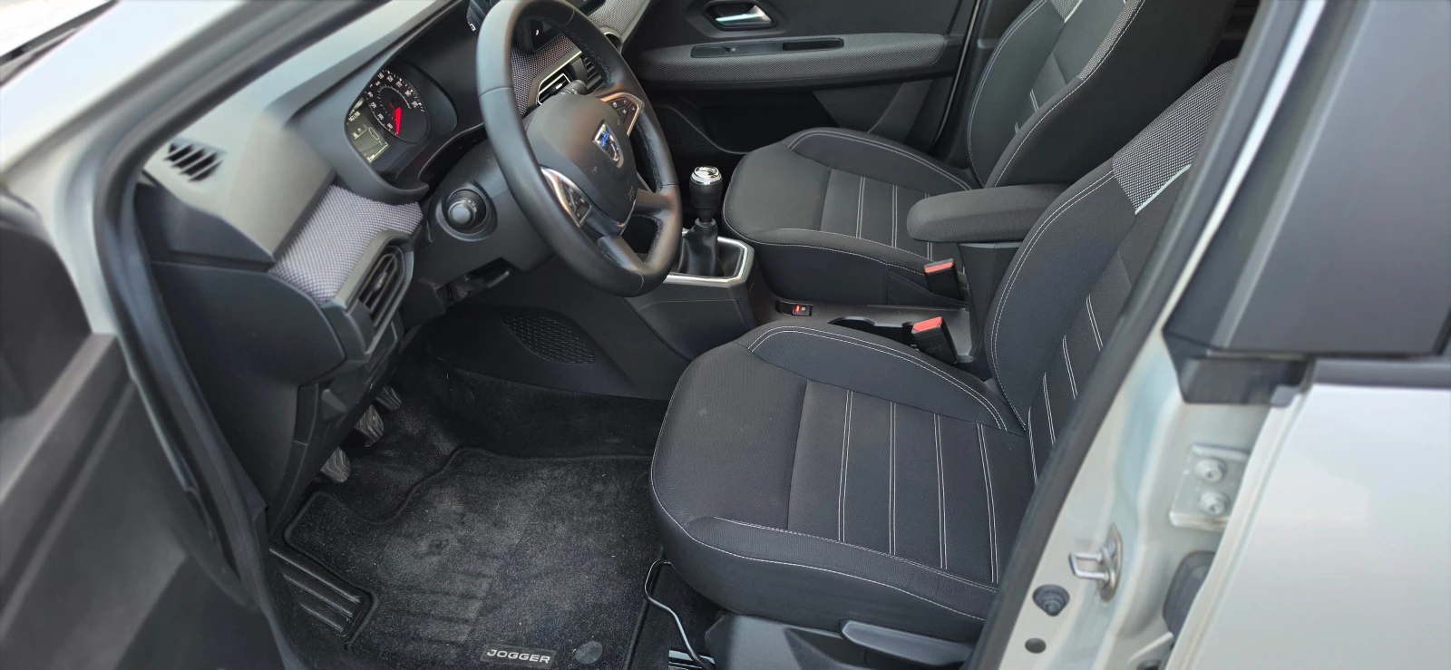 Dacia Jogger 1.0 Eco-G, снимка 10 - Автомобили и джипове - 56617035