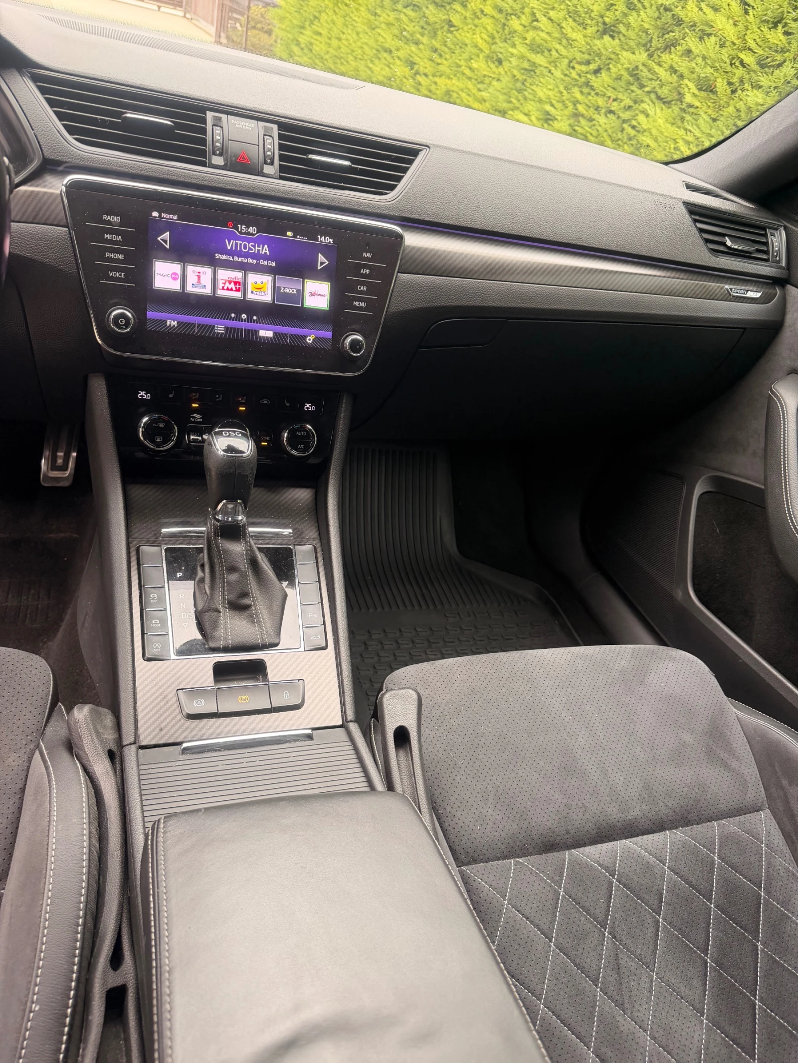 Skoda Superb Sportline, снимка 6 - Автомобили и джипове - 56648060