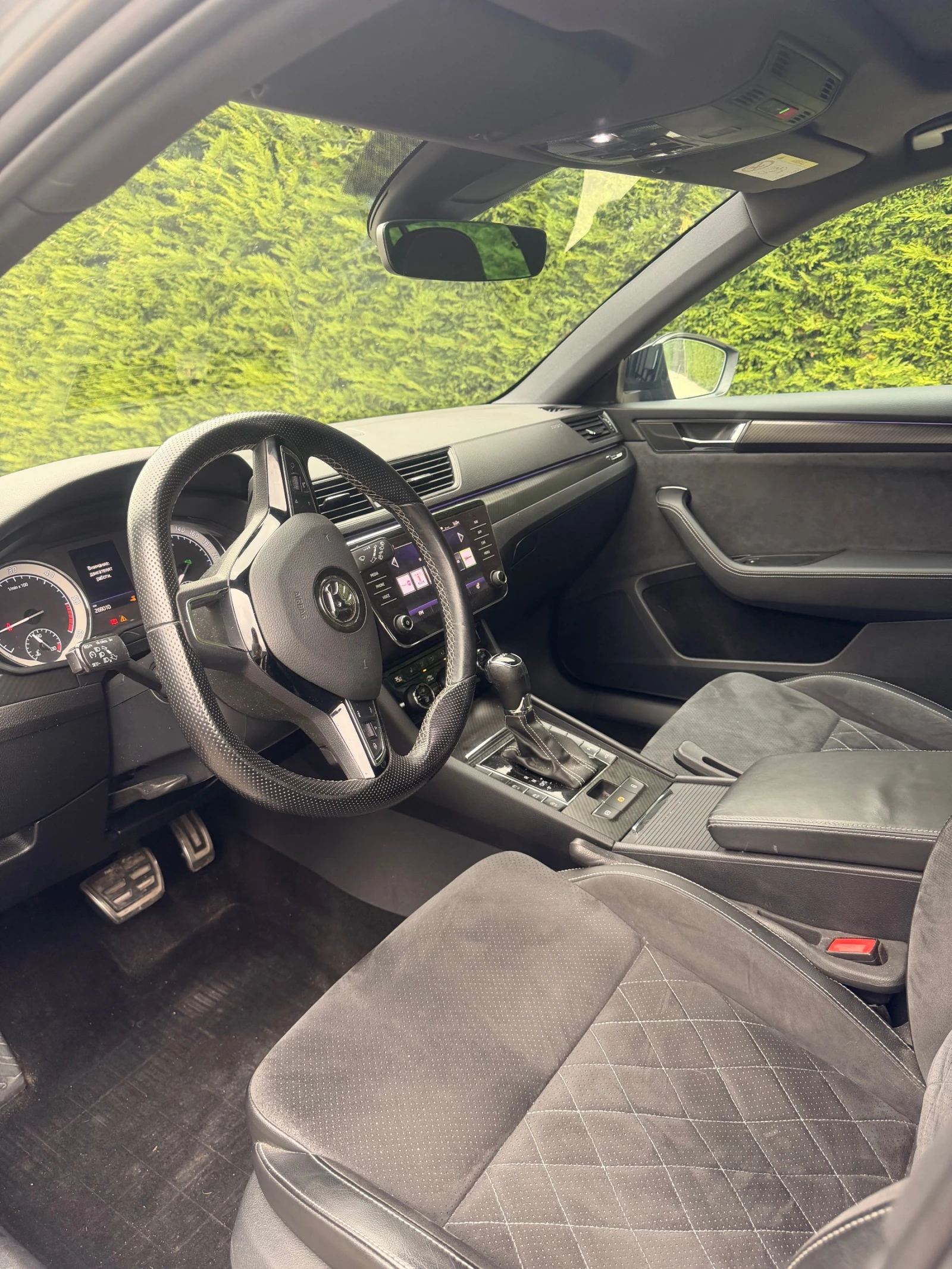 Skoda Superb Sportline, снимка 11 - Автомобили и джипове - 56648060