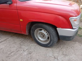 Обява за продажба на Toyota Hilux 2.4D ~12 500 лв. - изображение 3