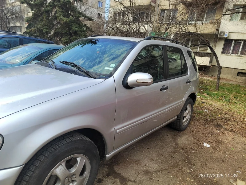 Mercedes-Benz ML 270, снимка 14 - Автомобили и джипове - 49312957