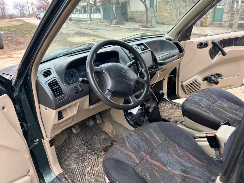 Nissan Terrano, снимка 10 - Автомобили и джипове - 49322753