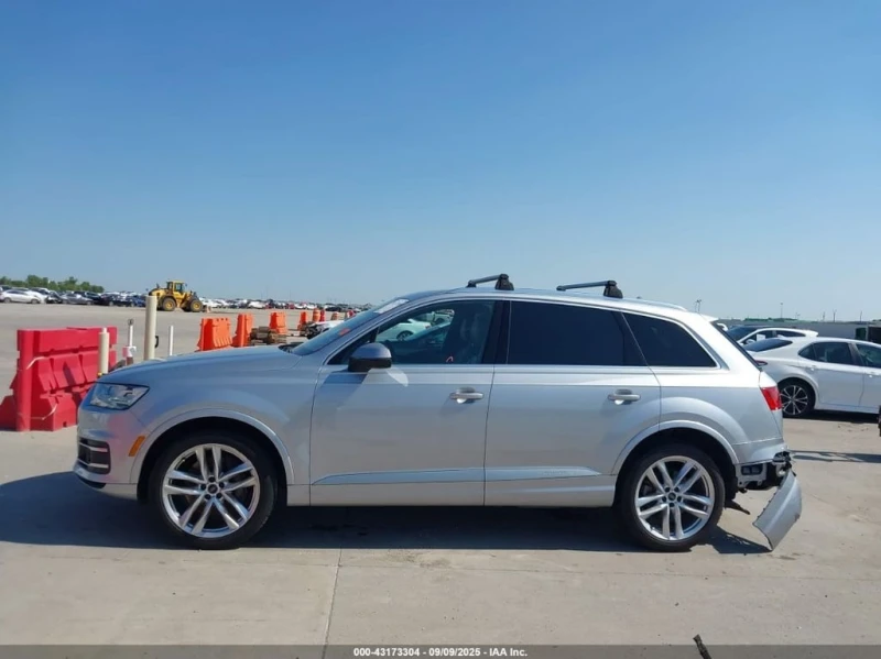 Audi Q7 * 3.0T PREMIUM * CARFAX * БЕЗ ПЪРВОНАЧАЛНА ВНОСКА, снимка 13 - Автомобили и джипове - 52657733