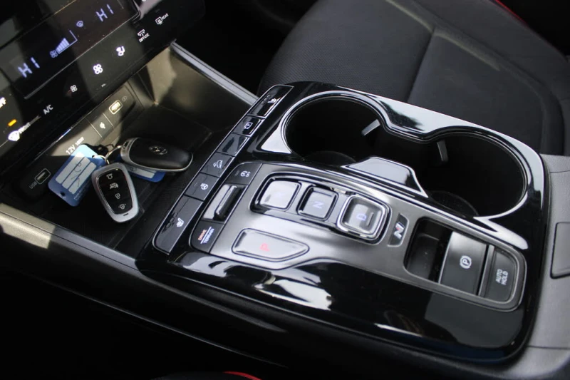 Hyundai Tucson N Line* ДИСТРОНИК* СЛЕДЕНЕ НА ЛЕНТИ* КАМЕРА* BLIND, снимка 10 - Автомобили и джипове - 53526748