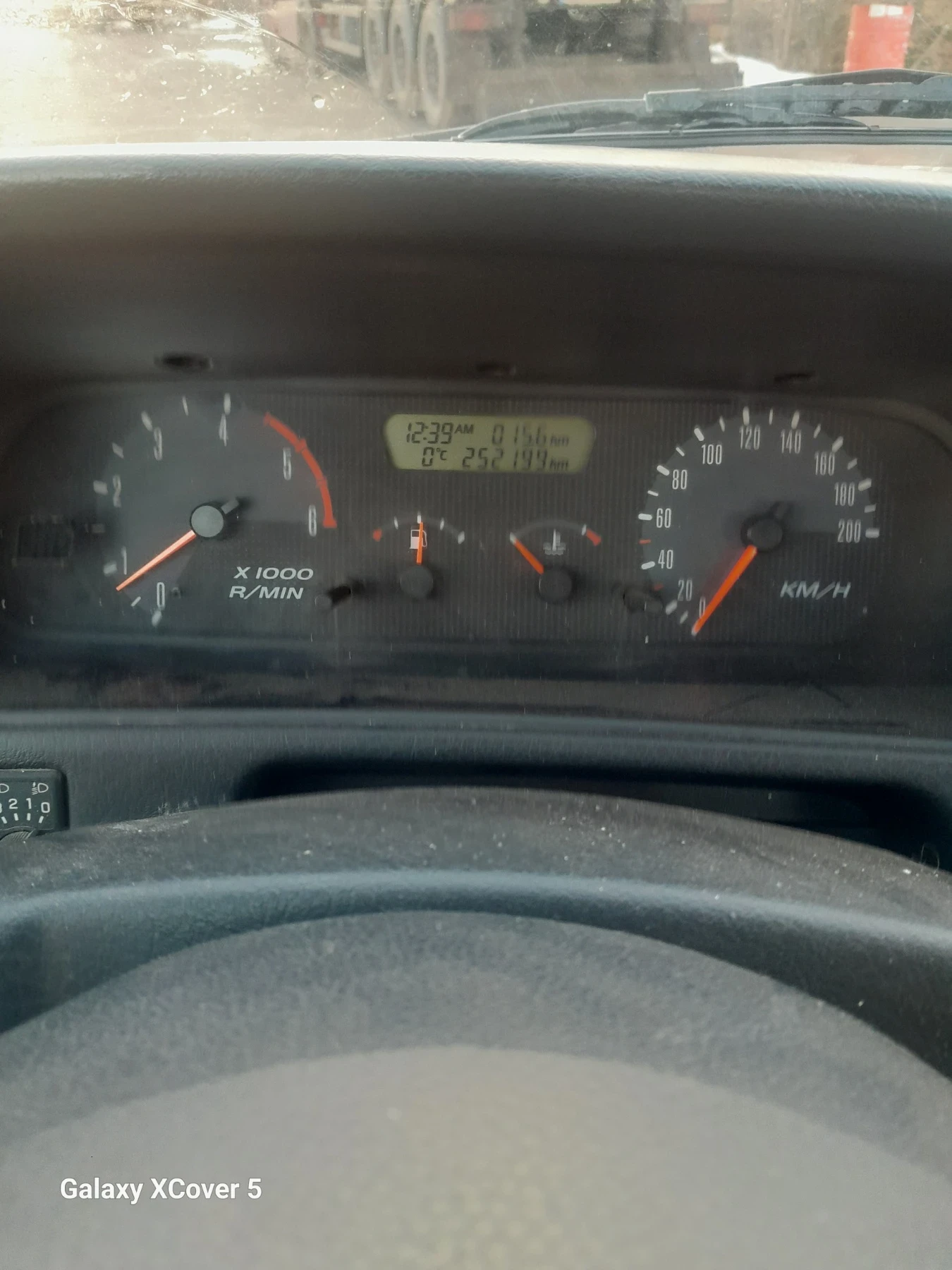 Nissan Terrano 2.7 TDI - изображение 7