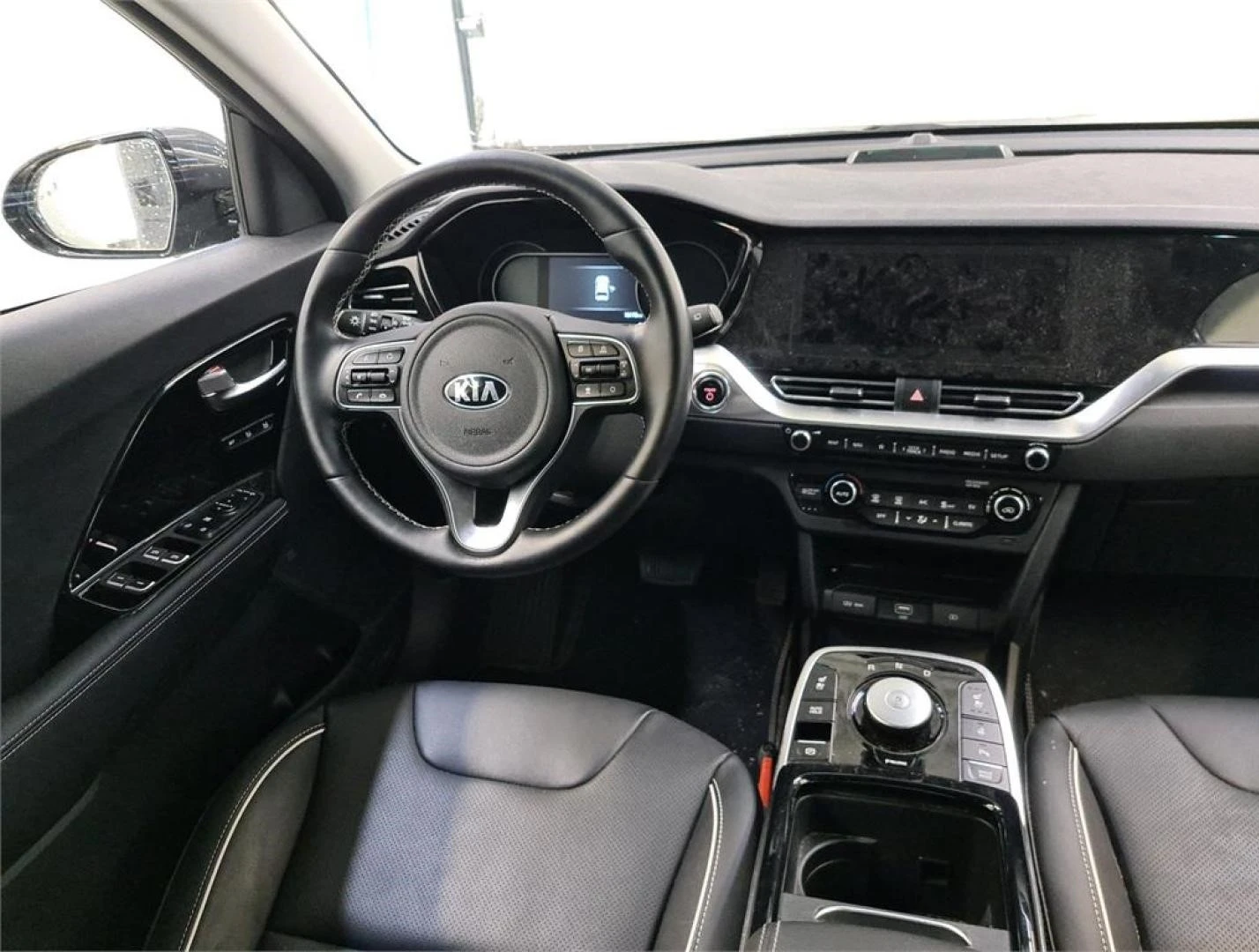 Kia Niro EXECUTIVELINE 64 KWh 204�� ����������    | Mobile.bg � ����������� 6
