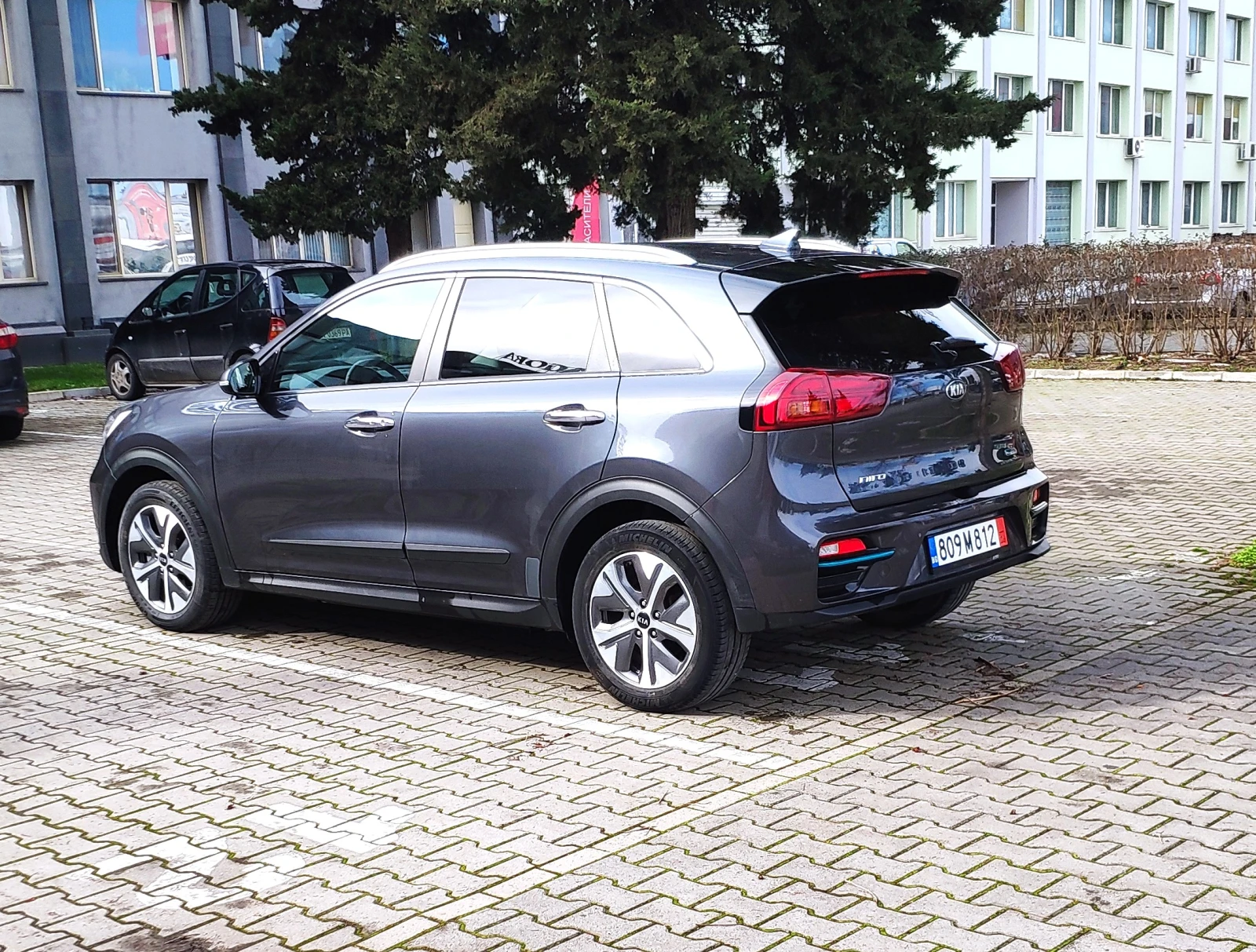 Kia Niro EXECUTIVELINE 64KWh 204�� ���������� KIA CONNEC�  | Mobile.bg � ����������� 4