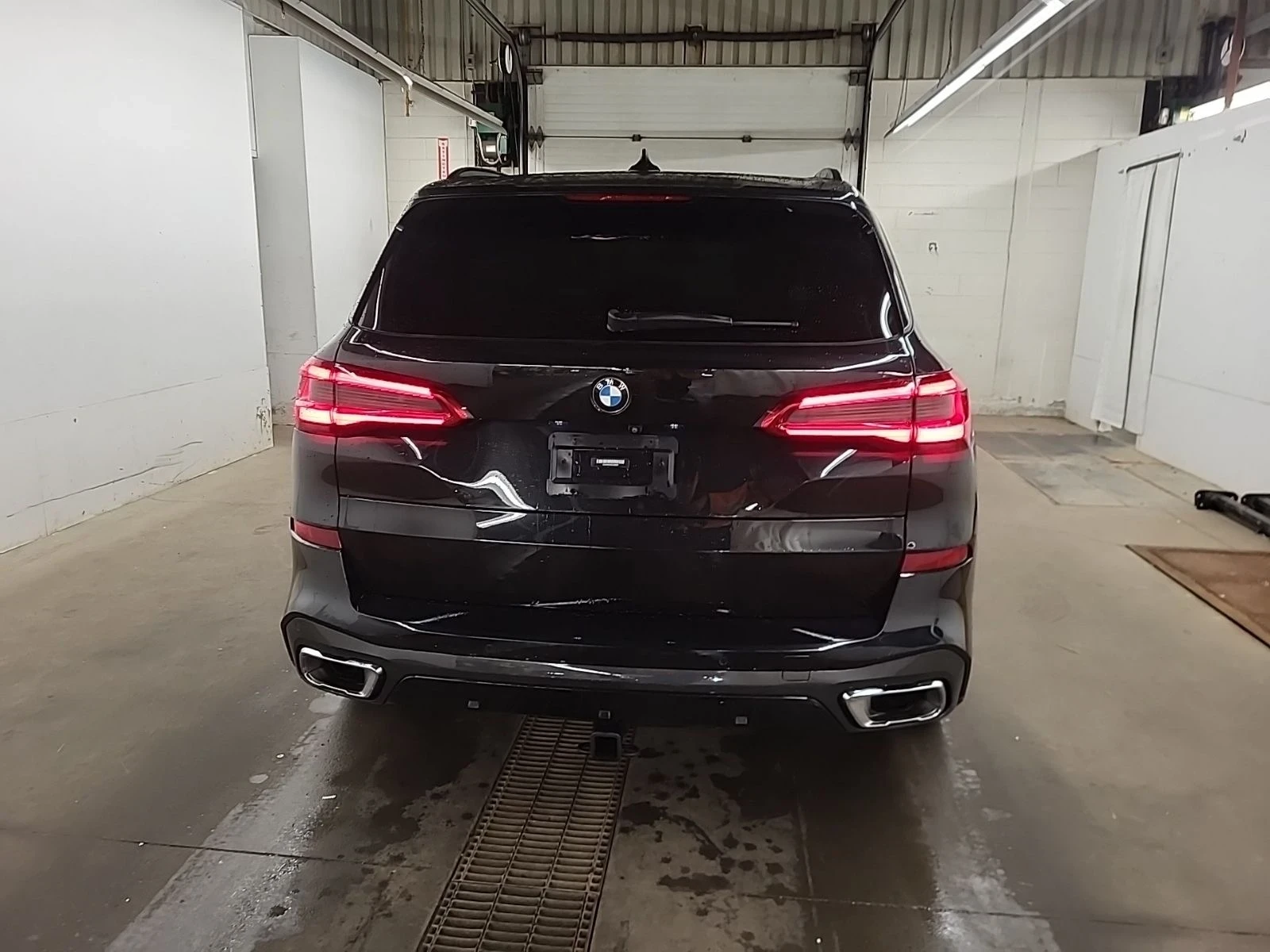 BMW X5 Xdrive40i M-Package (CARFAX) - изображение 6