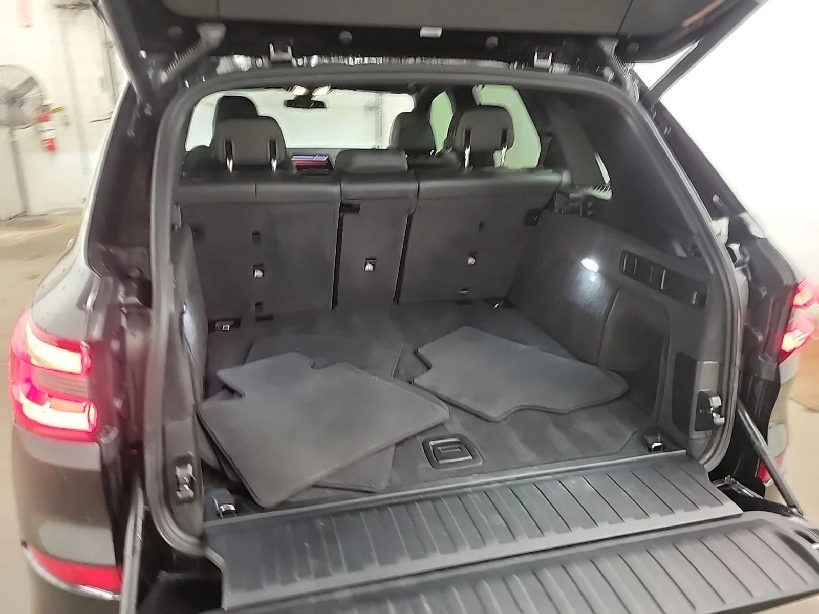 BMW X5 Xdrive40i M-Package (CARFAX) | Mobile.bg   12