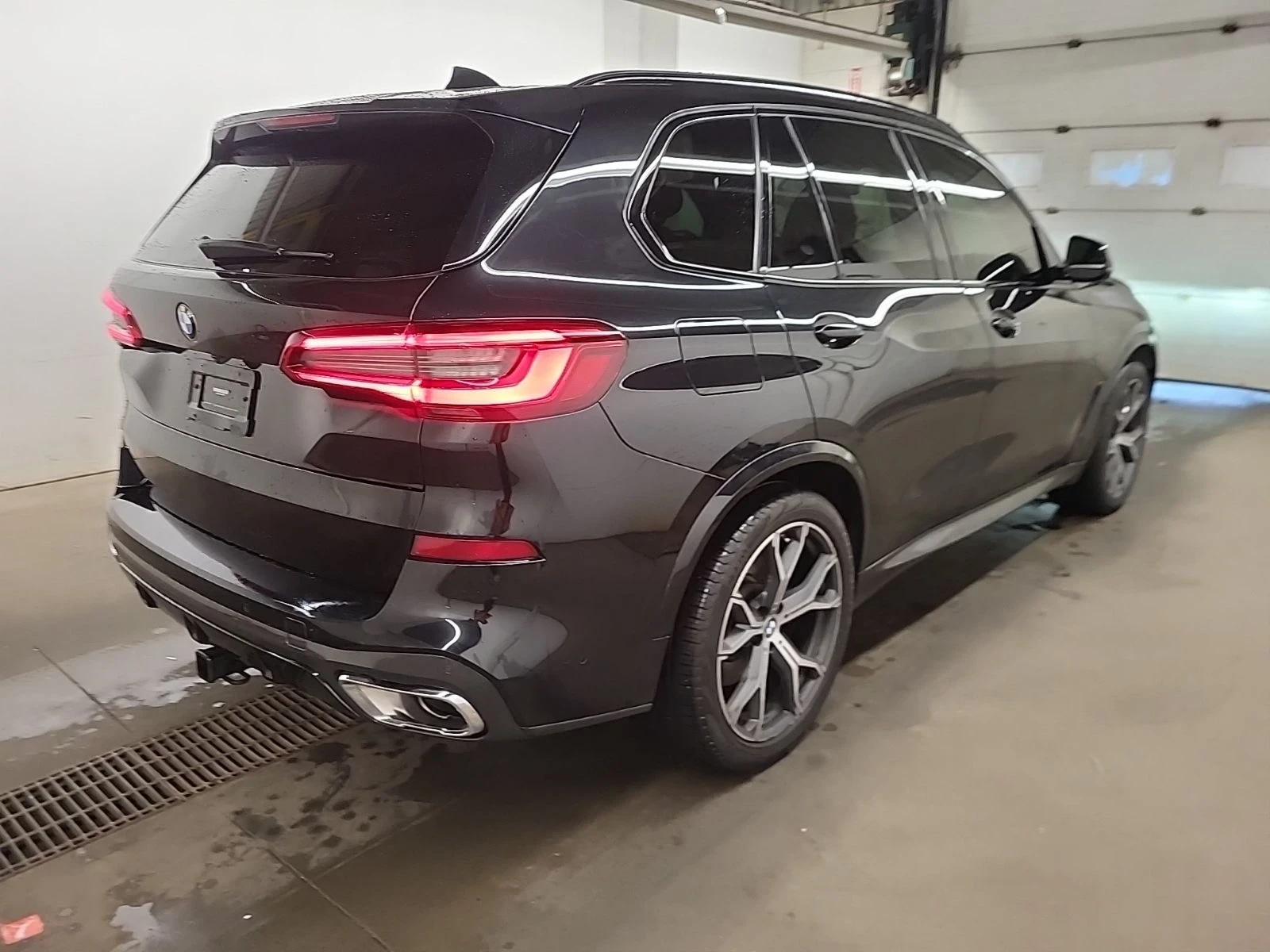 BMW X5 Xdrive40i M-Package (CARFAX) - изображение 4