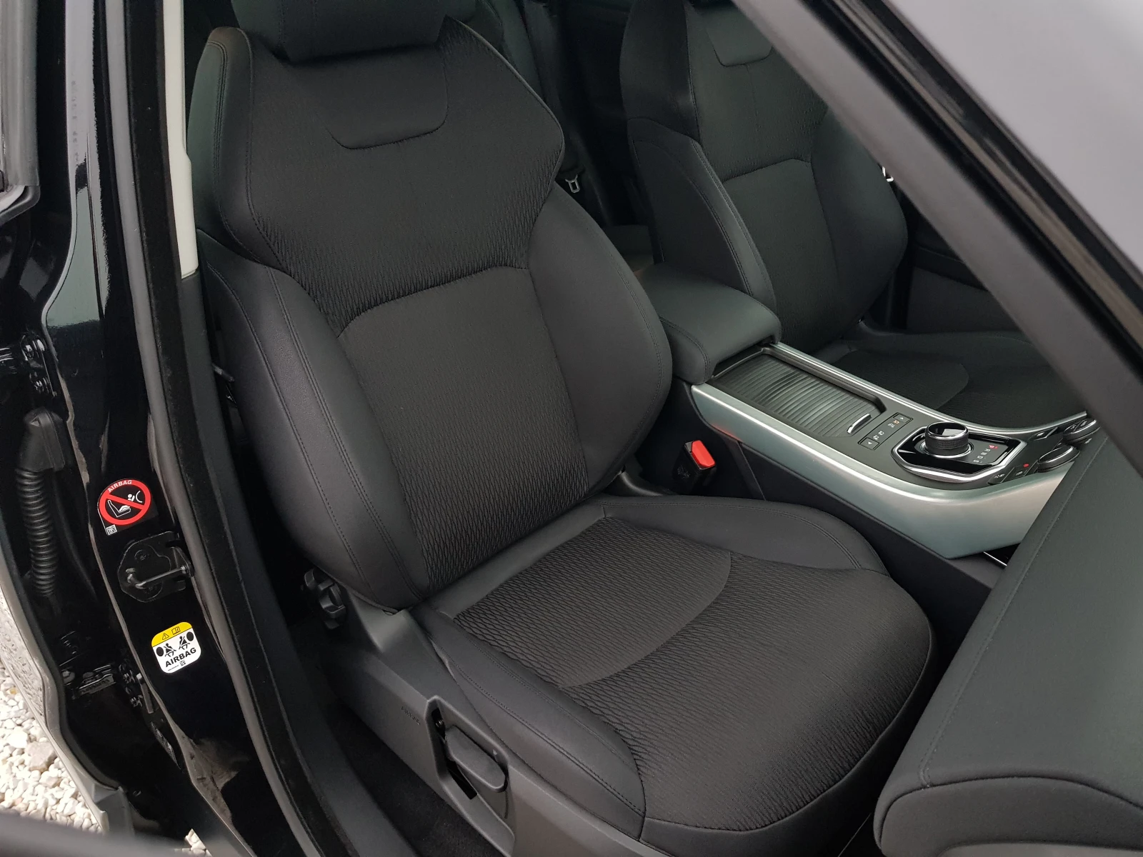 Land Rover Range Rover Evoque FACELIFT 2.0 D-150 .. EURO 6D  | Mobile.bg   11