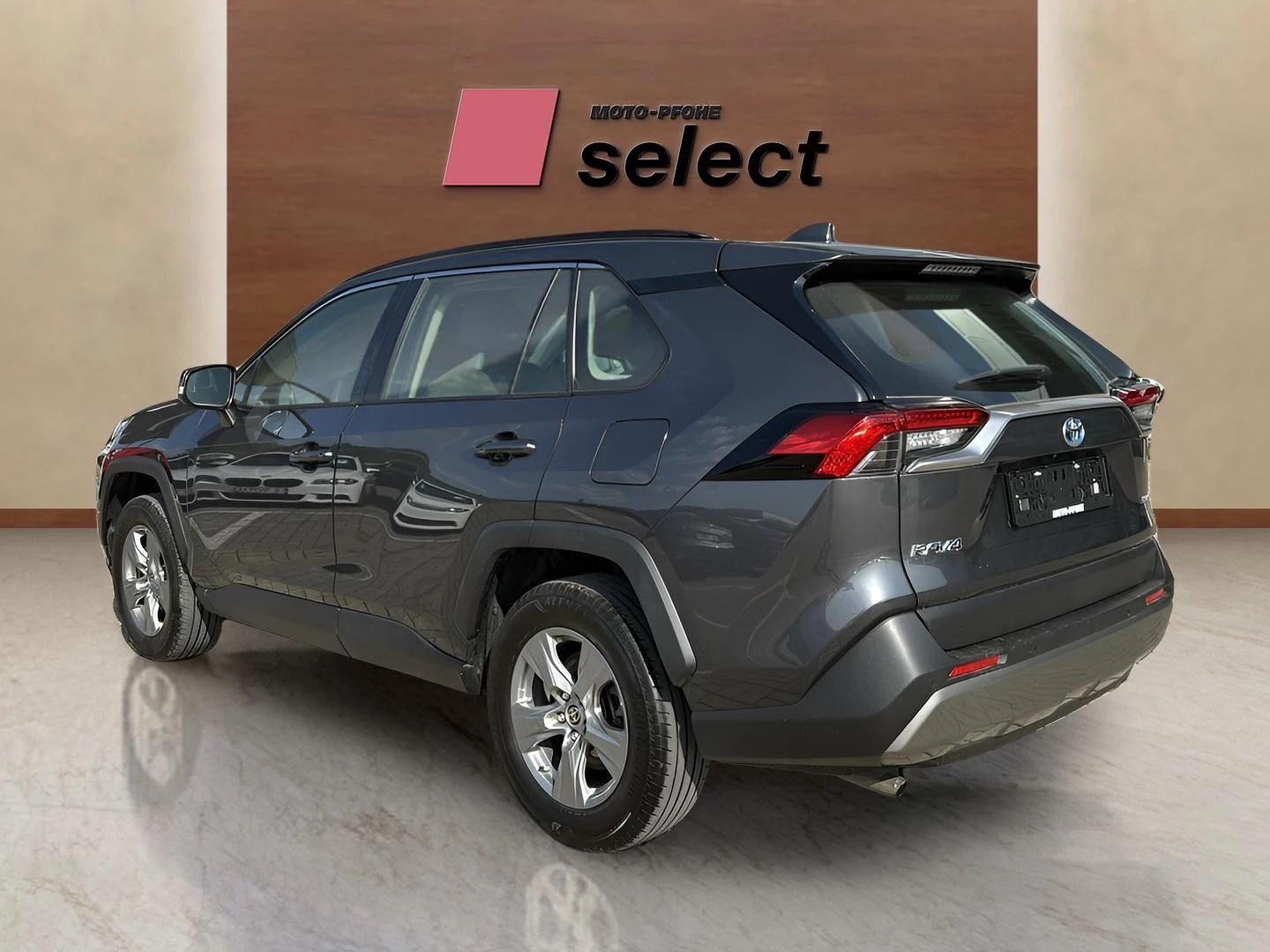 Toyota Rav4 2.5 FHEV - изображение 6