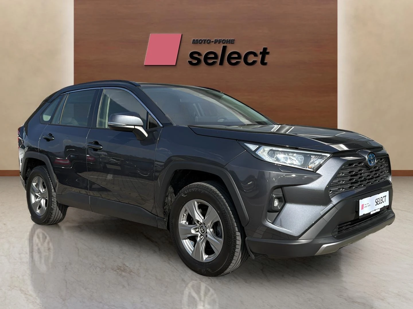 Toyota Rav4 2.5 FHEV - изображение 2