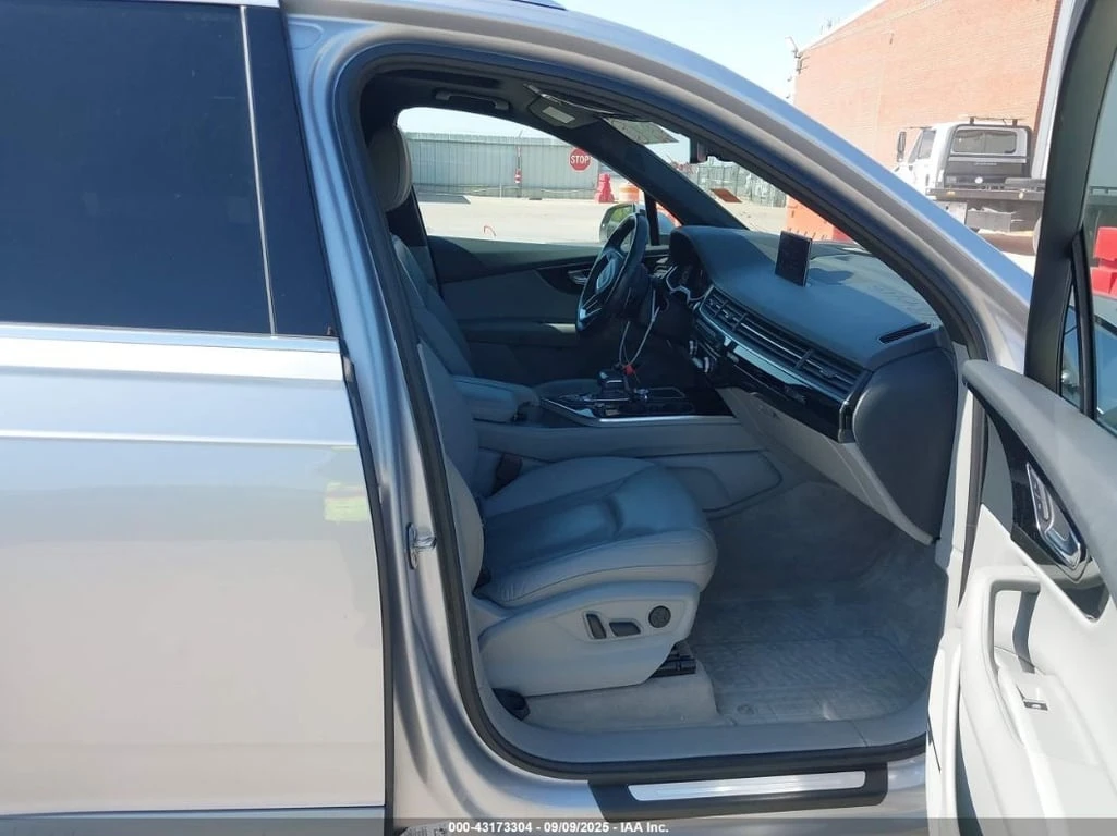 Audi Q7 * 3.0T PREMIUM * CARFAX *    | Mobile.bg   5