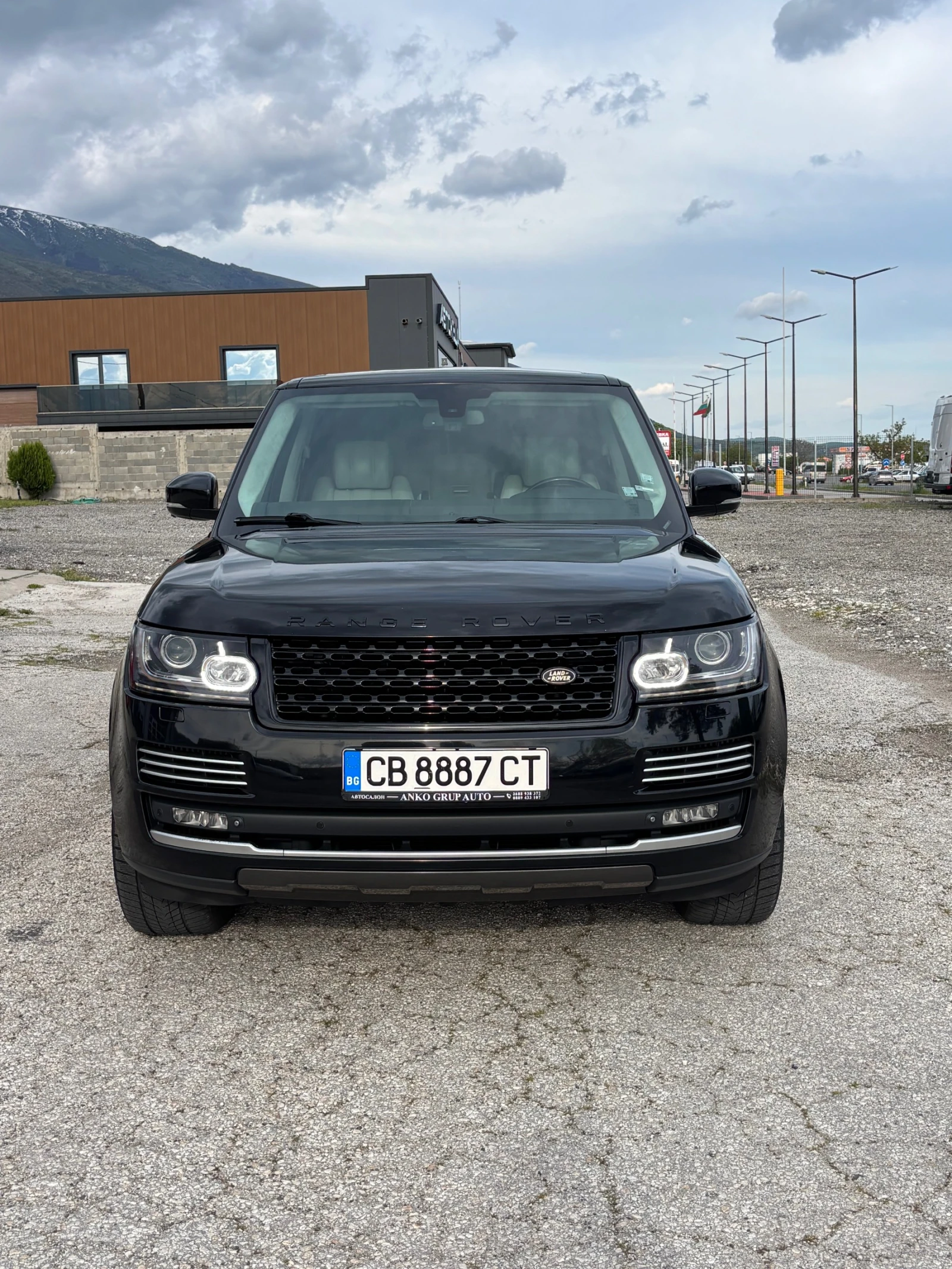 Land Rover Range rover 4.4 SDV8 AUTOBIOGRAPHY, снимка 3 - Автомобили и джипове - 54415087