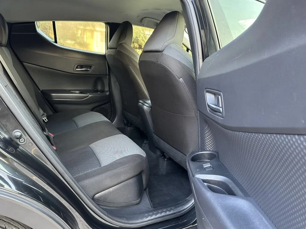 Toyota C-HR Nightshade FWD, снимка 11 - Автомобили и джипове - 54492876