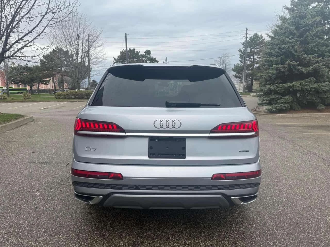 Audi Q7 * Komfort * CARFAX * ЦЕНА ДО БГ, снимка 5 - Автомобили и джипове - 54522659