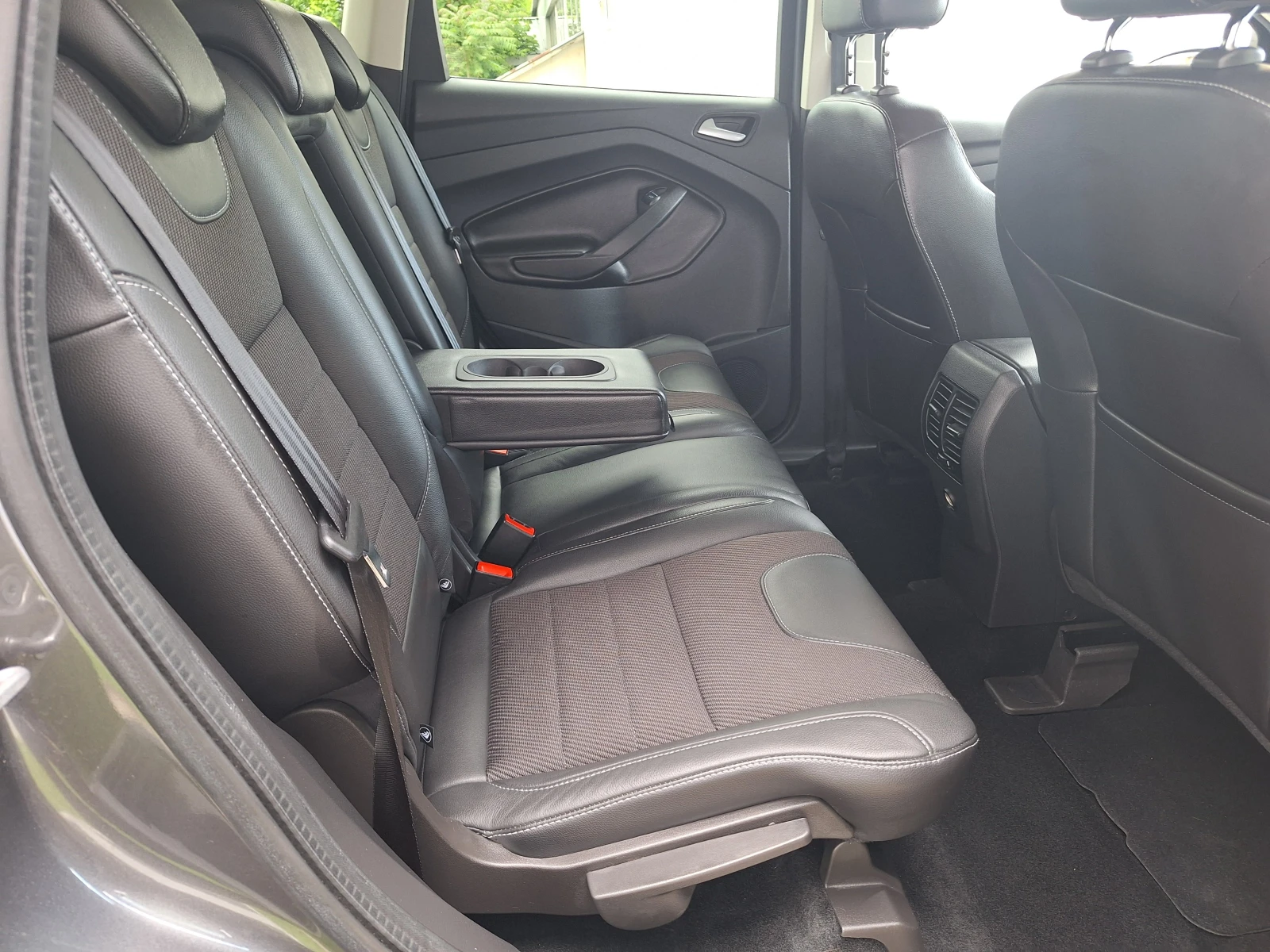 Ford Kuga 2.0tdci titanium, снимка 14 - Автомобили и джипове - 54671290