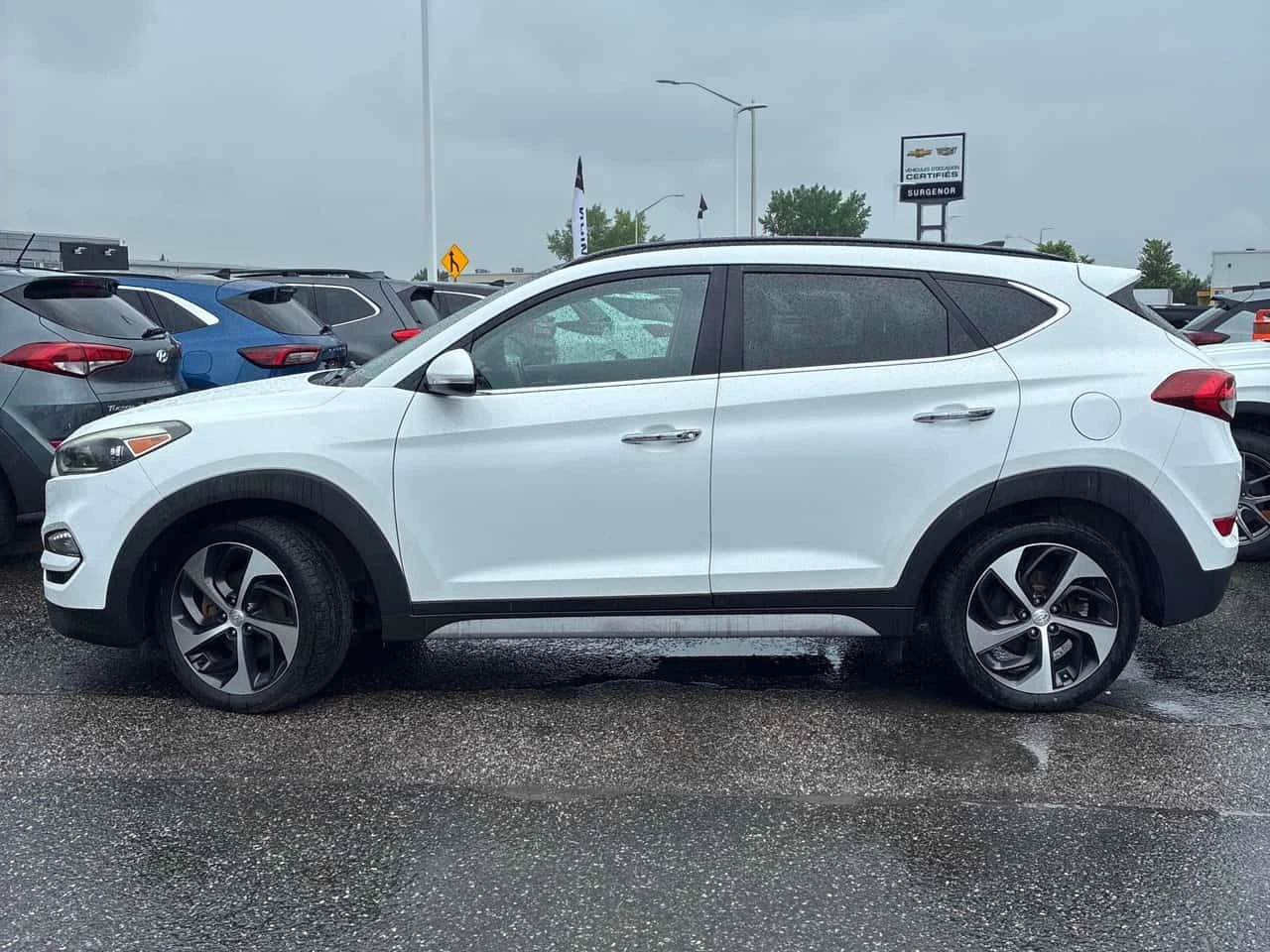 Hyundai Tucson * Limited * АВТОКРЕДИТ БЕЗ ПЪРВОНАЛНА ВНОСКА* , снимка 2 - Автомобили и джипове - 55241906