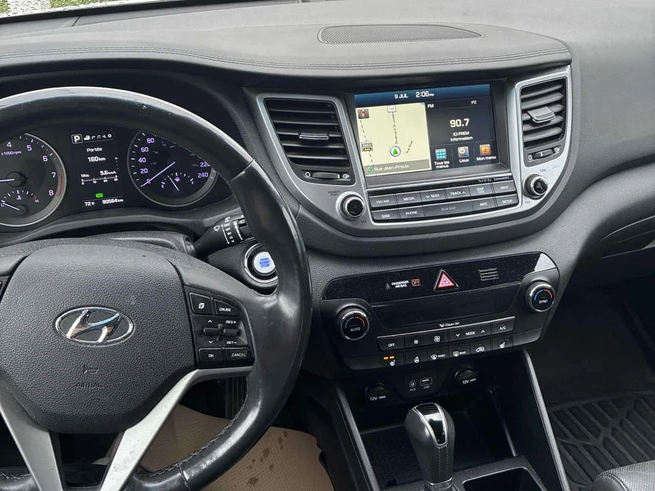 Hyundai Tucson * Limited * АВТОКРЕДИТ БЕЗ ПЪРВОНАЛНА ВНОСКА* , снимка 9 - Автомобили и джипове - 55241906