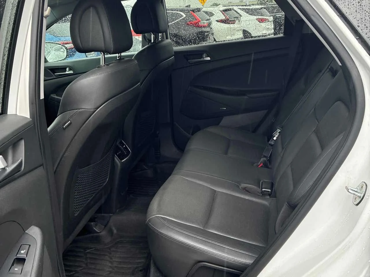Hyundai Tucson * Limited * АВТОКРЕДИТ БЕЗ ПЪРВОНАЛНА ВНОСКА* , снимка 11 - Автомобили и джипове - 55241906