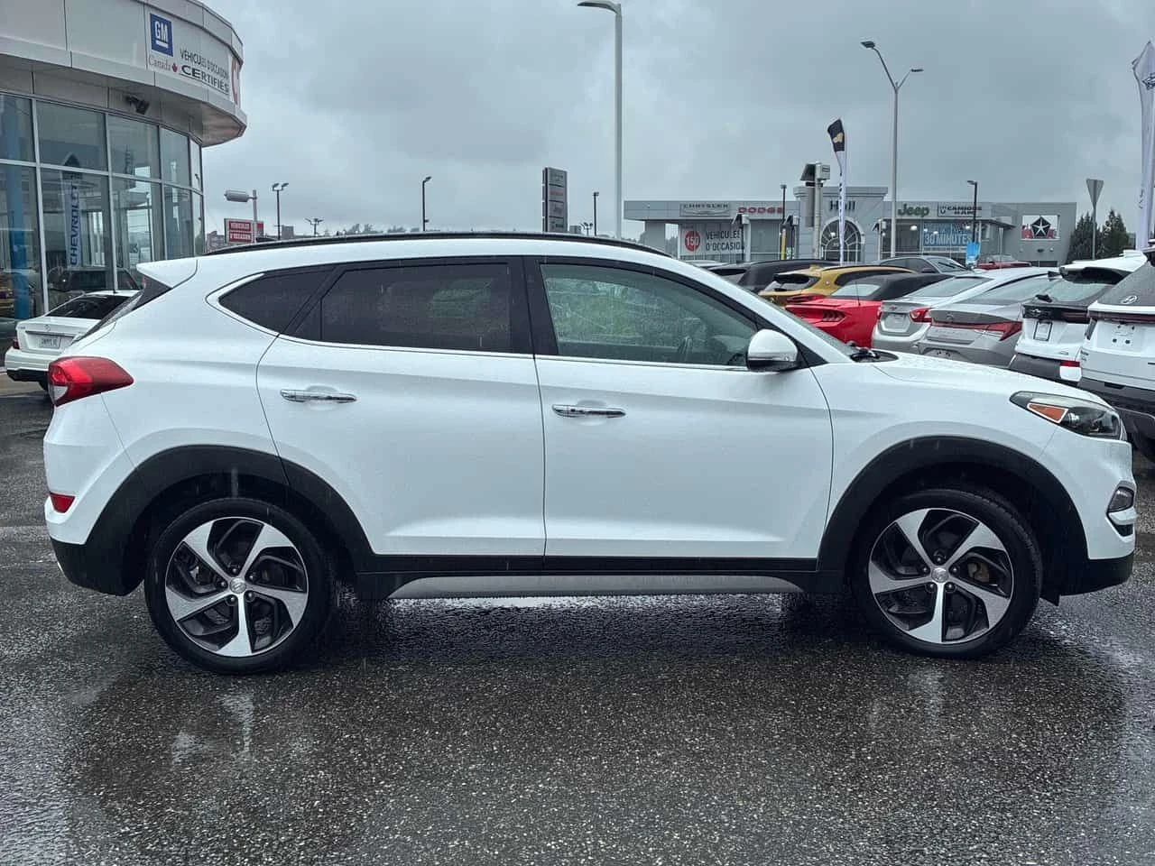 Hyundai Tucson * Limited * АВТОКРЕДИТ БЕЗ ПЪРВОНАЛНА ВНОСКА* , снимка 3 - Автомобили и джипове - 55241906
