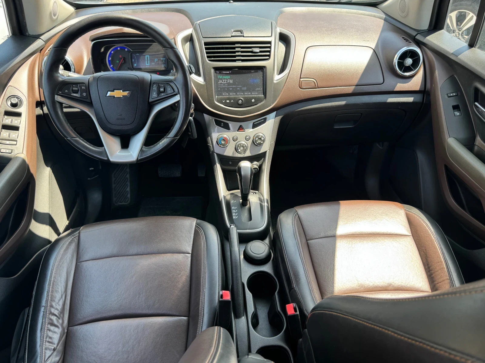 Chevrolet Trax 1.7d 131hp* КОЖА* ЛЮК* КАМЕРА, снимка 5 - Автомобили и джипове - 55299700