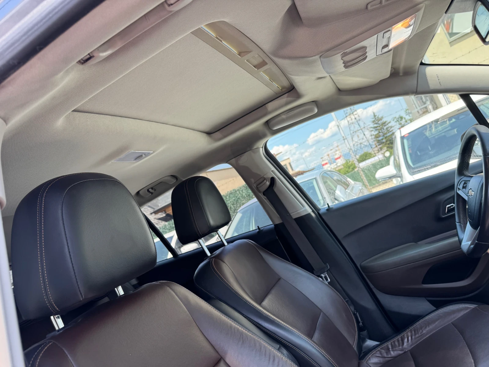 Chevrolet Trax 1.7d 131hp* КОЖА* ЛЮК* КАМЕРА, снимка 10 - Автомобили и джипове - 55299700