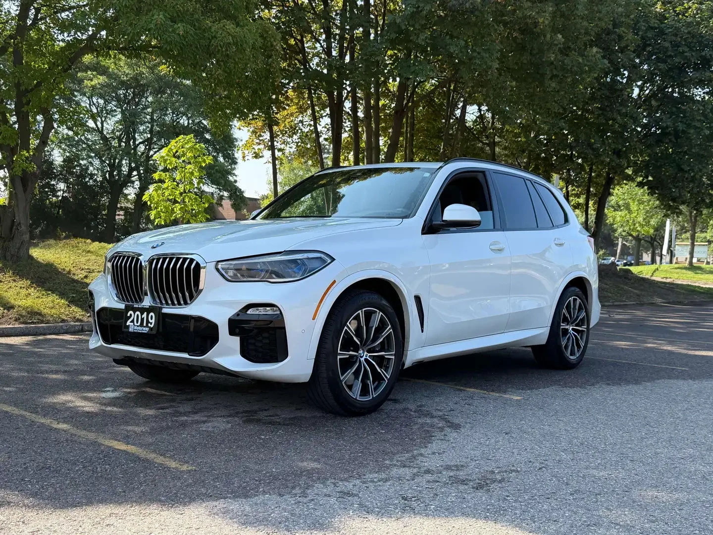 BMW X5 xDrive40i /M SPORT/ HUD/AIR/HK/PANO/СЕРВИЗНА ИСТОР