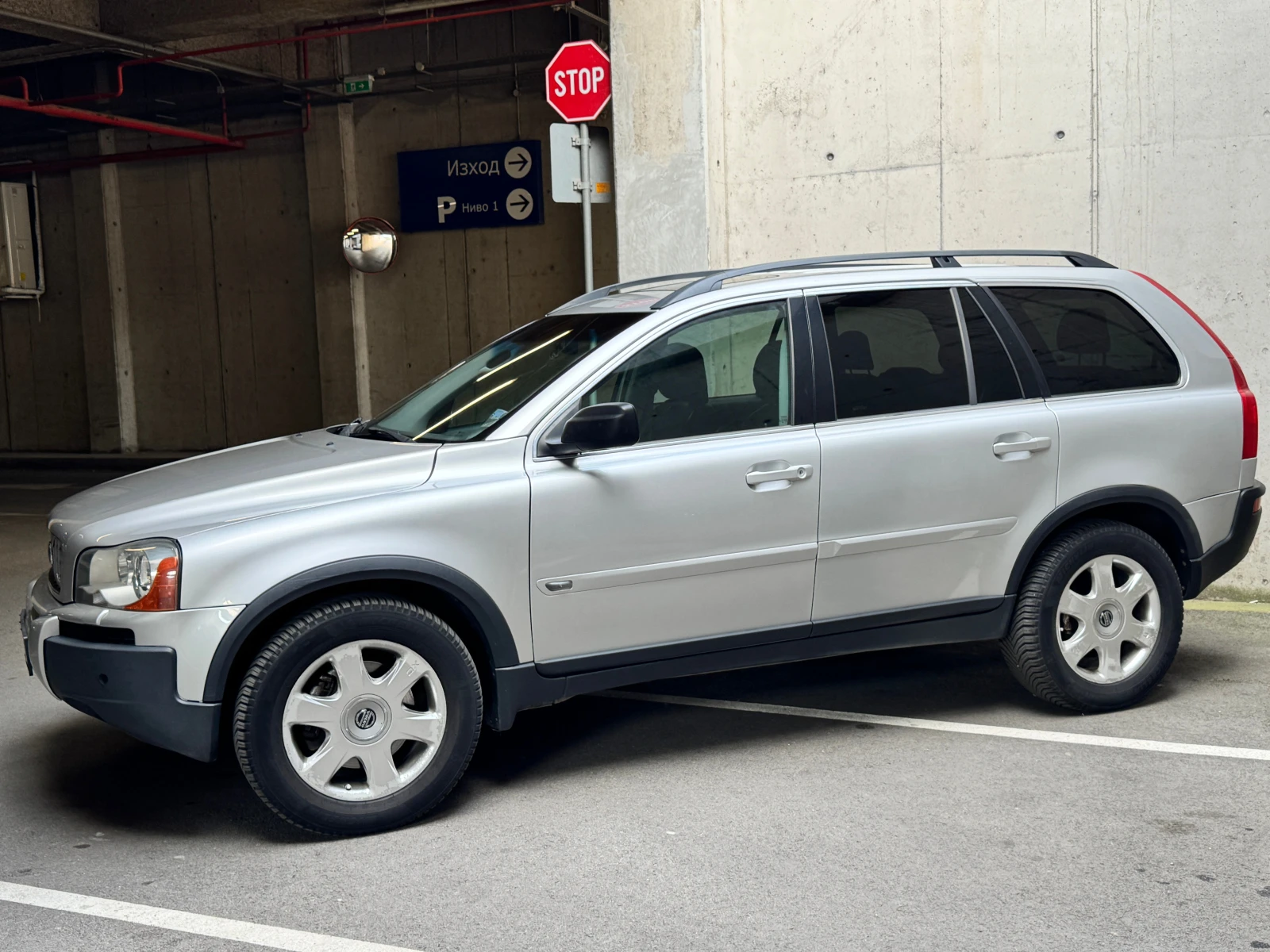 Volvo Xc90 V8, снимка 3 - Автомобили и джипове - 56172948