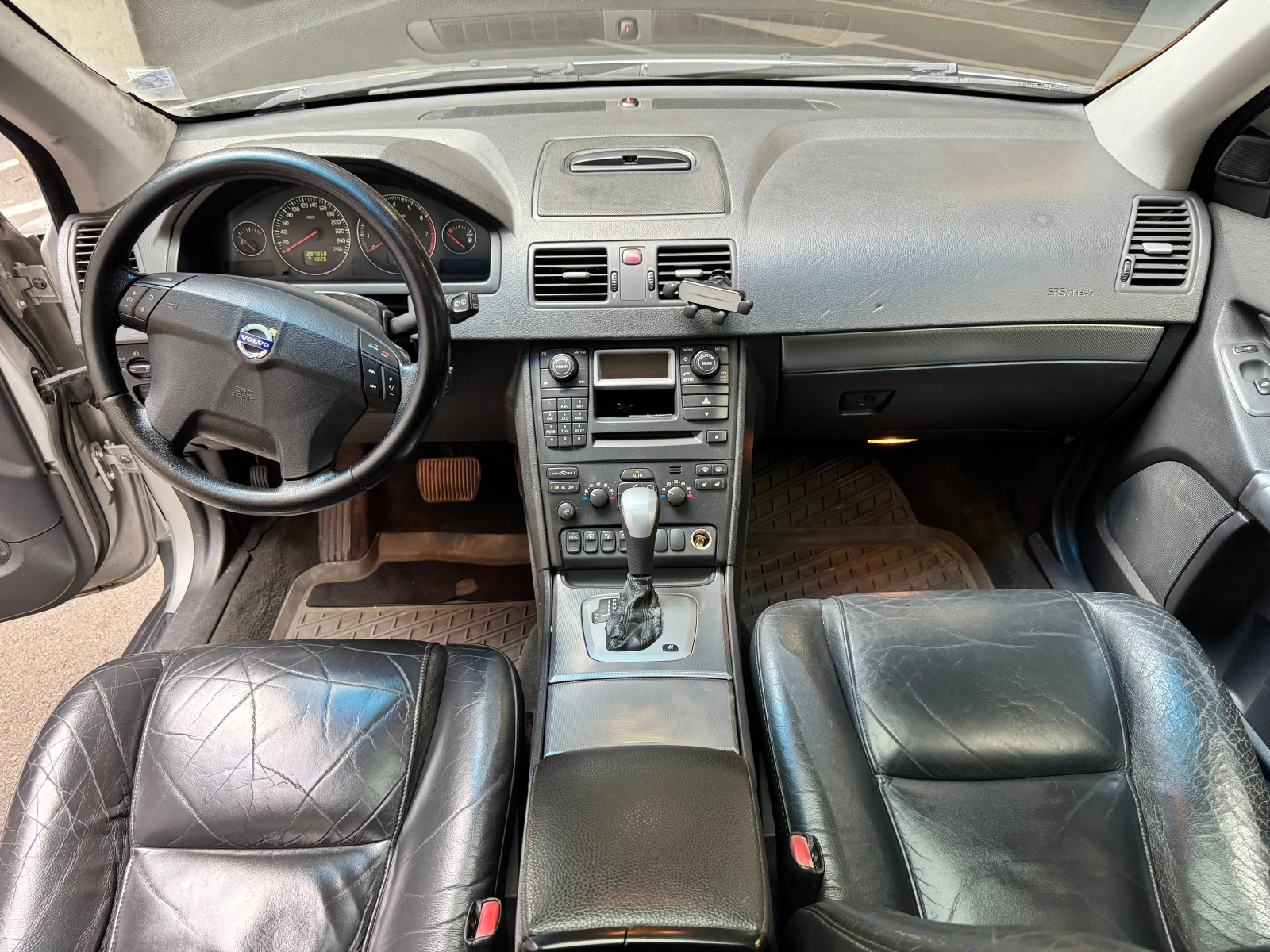 Volvo Xc90 V8, снимка 8 - Автомобили и джипове - 56172948