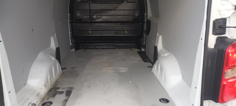 Citroen Jumpy, снимка 9 - Бусове и автобуси - 52419101