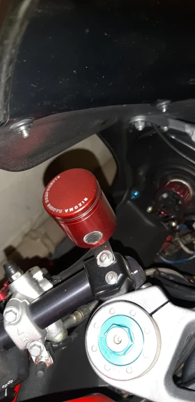 Aprilia RSV4, снимка 7