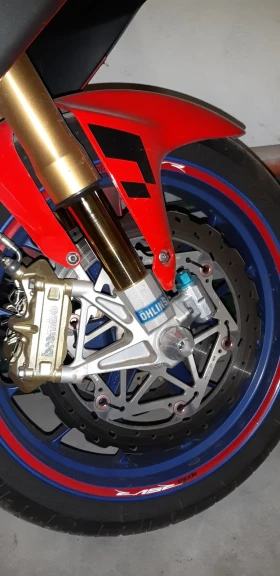 Aprilia RSV4, снимка 9