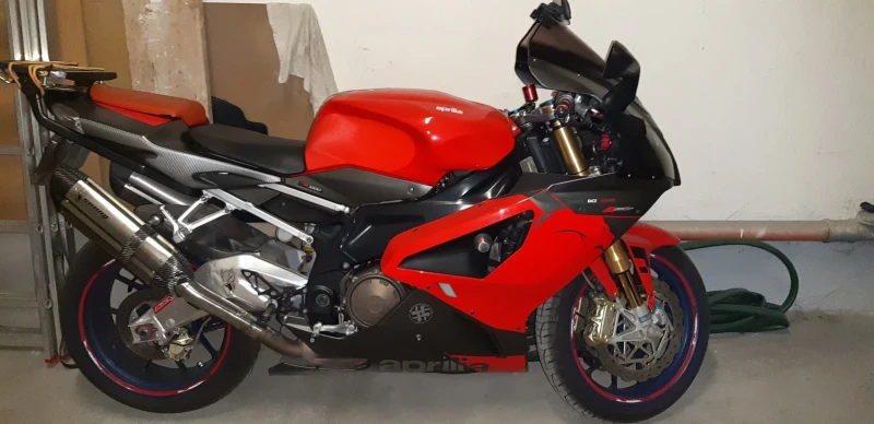 Aprilia RSV4
