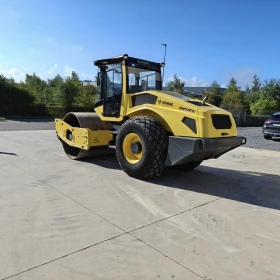 Валяк BOMAG BW 213 D САМО 1500 МОТО ЧАСА ЛИЗИНГ, снимка 2