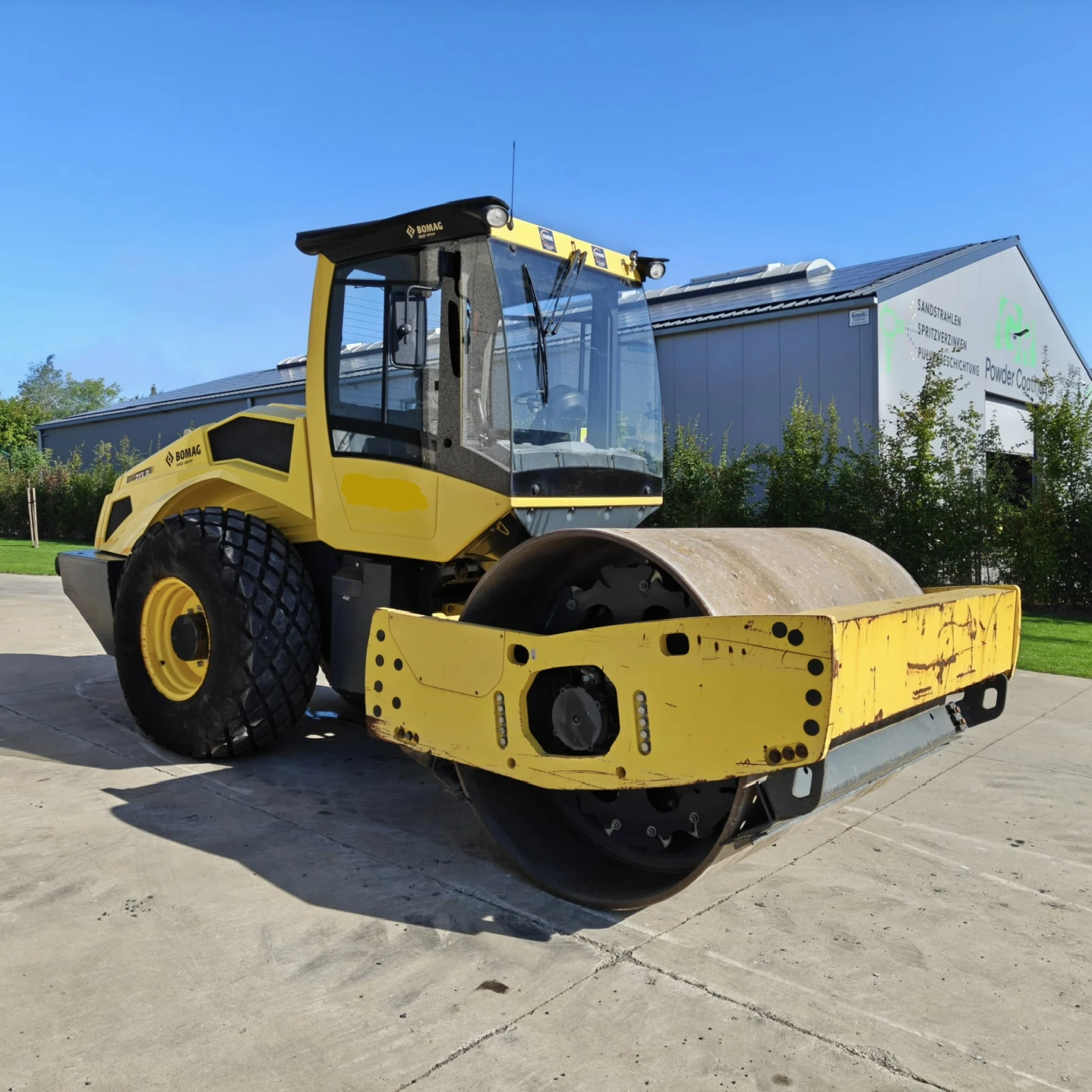 Валяк BOMAG BW 213 D САМО 1500 МОТО ЧАСА ЛИЗИНГ